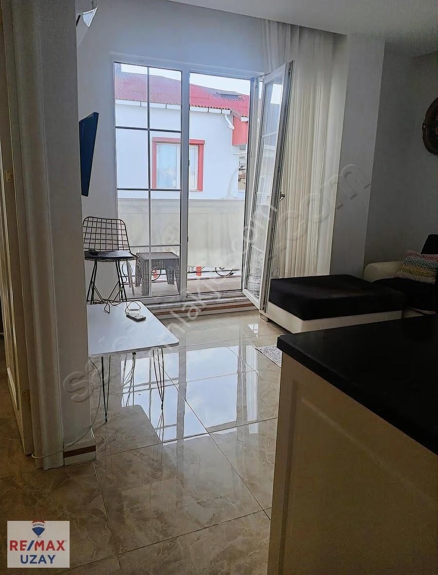 Re/max Uzay'dan | Savoy Rezidans | Eşyalı 1+1 Kiralık Daire - Görsel 12