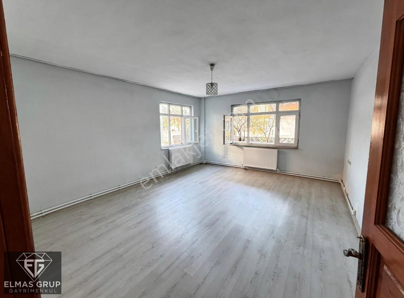 Rustemlerde Mustakil Girişli 2+1 Kiralık Daire - Görsel 15