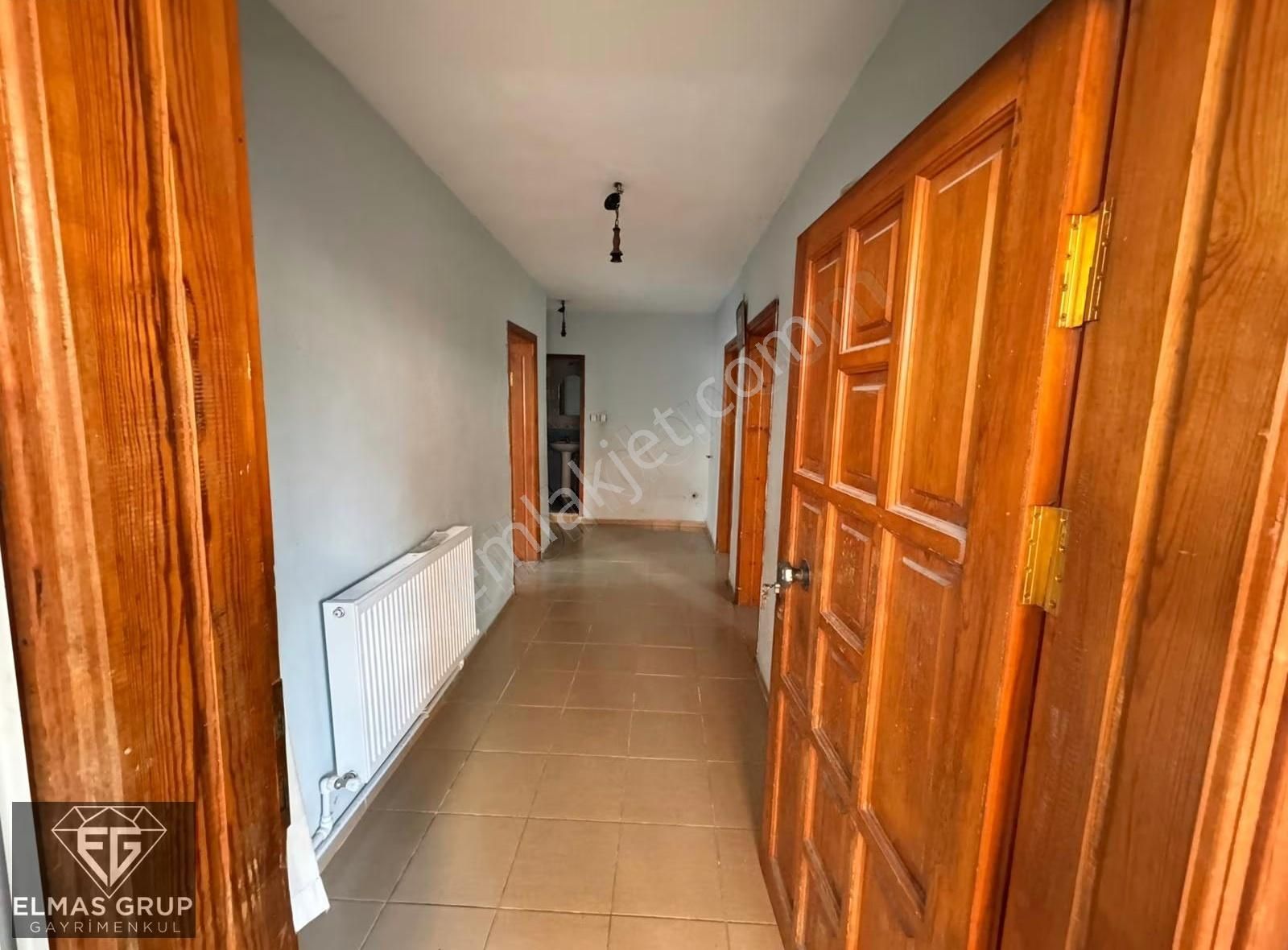 Rustemlerde Mustakil Girişli 2+1 Kiralık Daire - Görsel 5