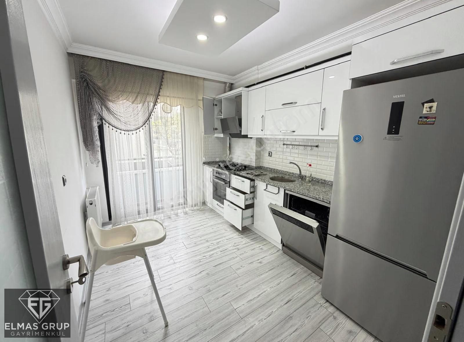 Sakarya Erenler Mahallesi 2+1 Eşyalı Satlık Lüks Daire - Görsel 10