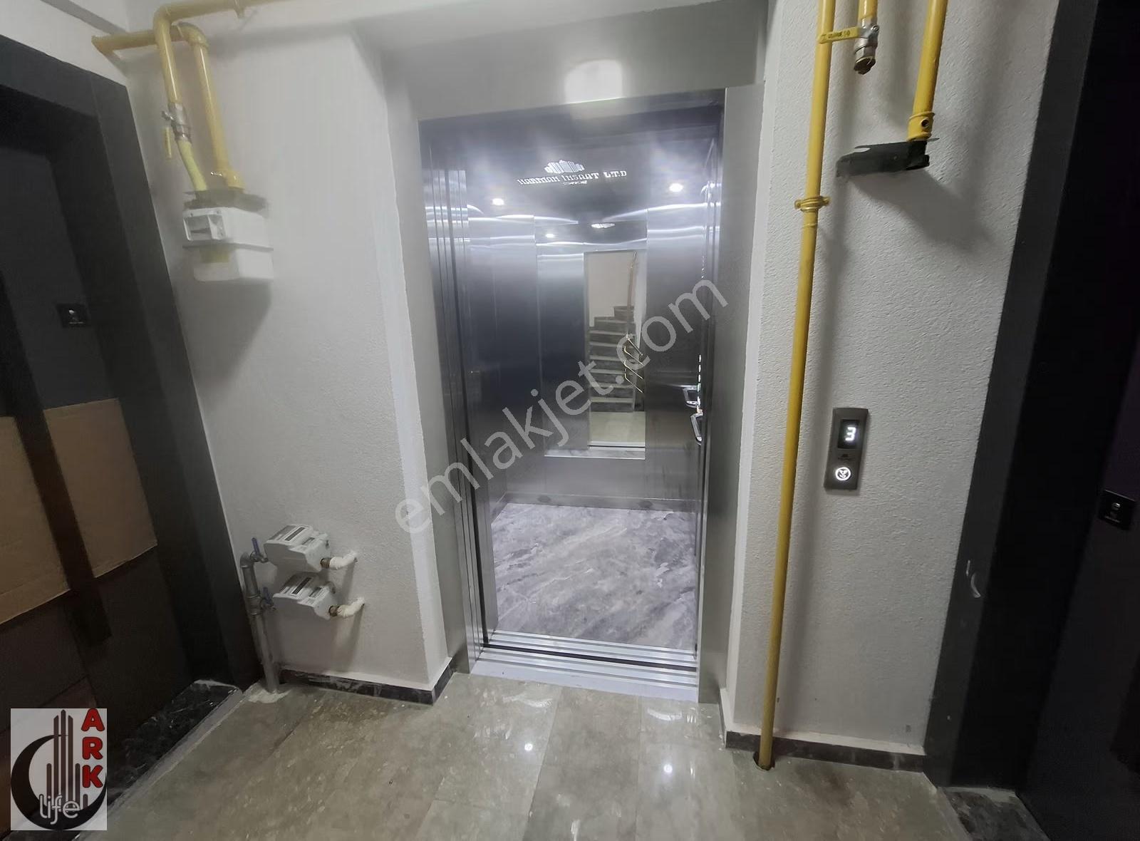 Ark Life'dan Emek Mah Dilek Caddesi Yakını 65m² 2+0 Daire - Görsel 4
