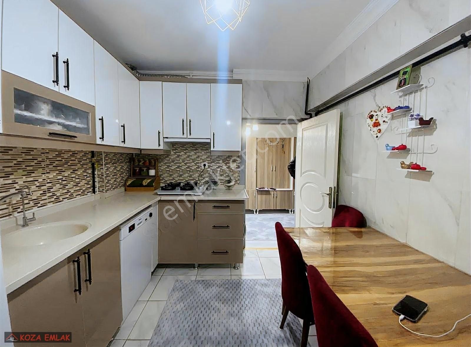 Koza Emlaktan Plevne Mah Cadde Üzerinde Full Yapılı Bağımsız 3+1 - Görsel 5