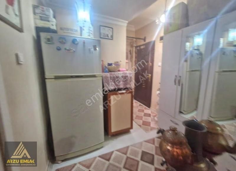 Arzu Emlaktan Yunusemre Mah 2+1 Yüksekgiriş Daire Balkonlu - Görsel 17