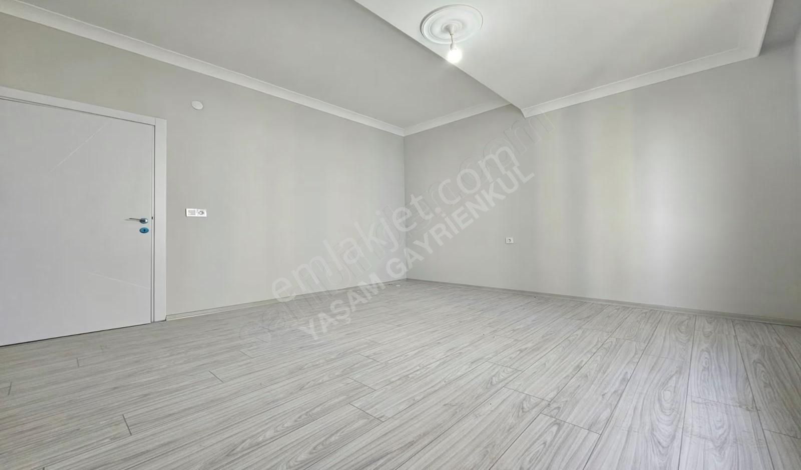 Yaşam'dan İstasyon Mah. İskanlı Kapalı Otopaklı 2+1 Sıfır - Görsel 11