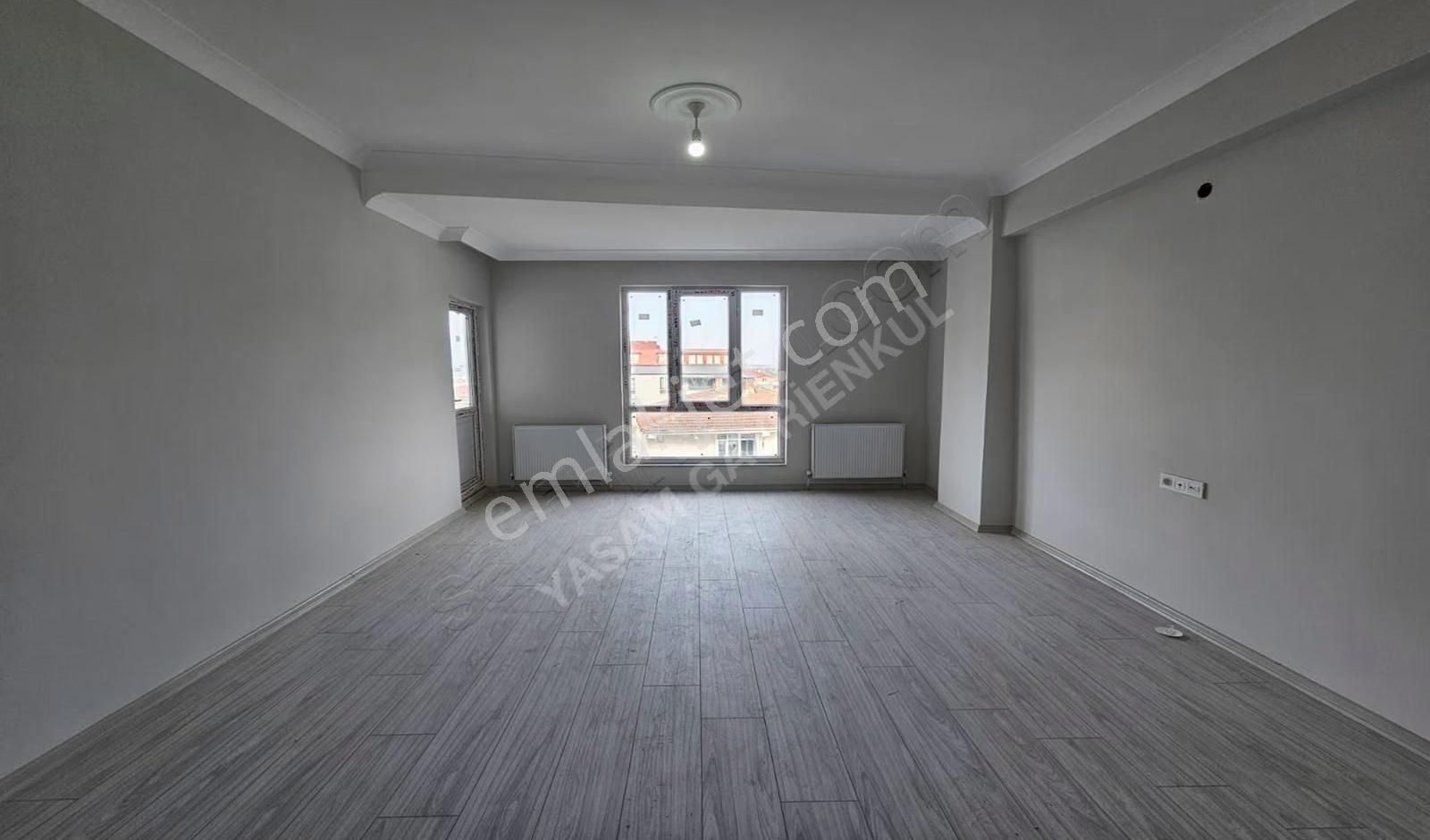 Yaşam'dan İstasyon Mah. İskanlı Kapalı Otopaklı 2+1 Sıfır