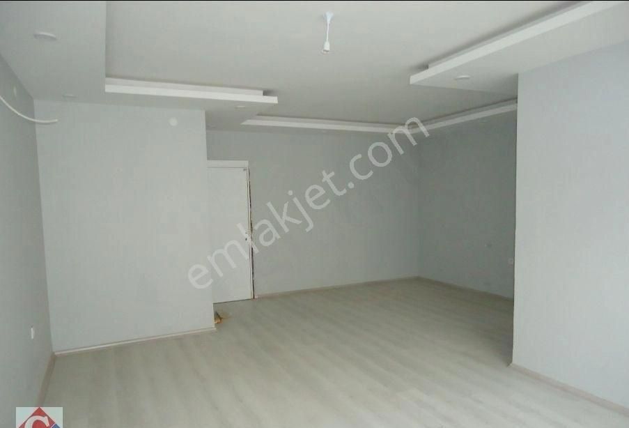 Görgün'den Ziyapaşa Bulvarı'nda 3+1 125m2 Satılık Bakımlı Daire - Görsel 3