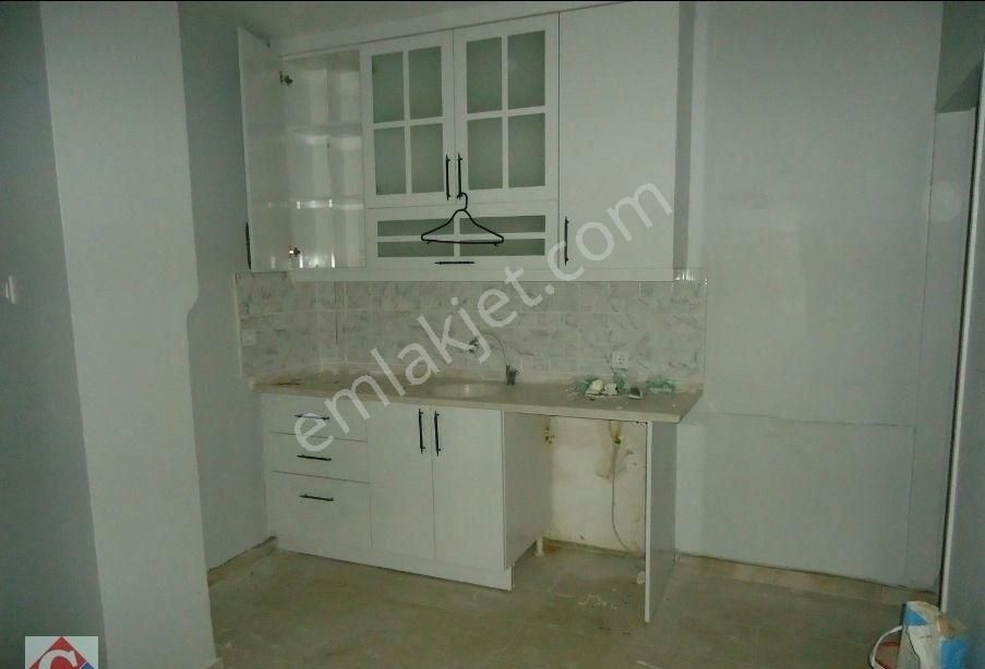 Görgün'den Ziyapaşa Bulvarı'nda 3+1 125m2 Satılık Bakımlı Daire - Görsel 2
