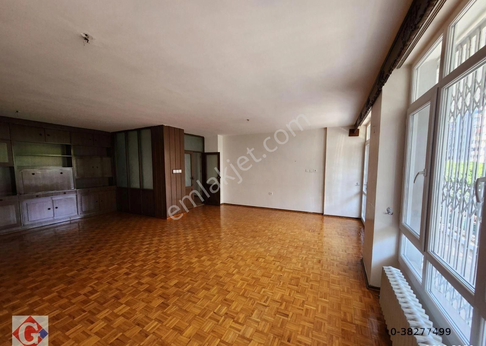 Görgün'den Atatürk Cad. 4+1 250m2 Merk.kal. Otoparklı Daire - Görsel 34