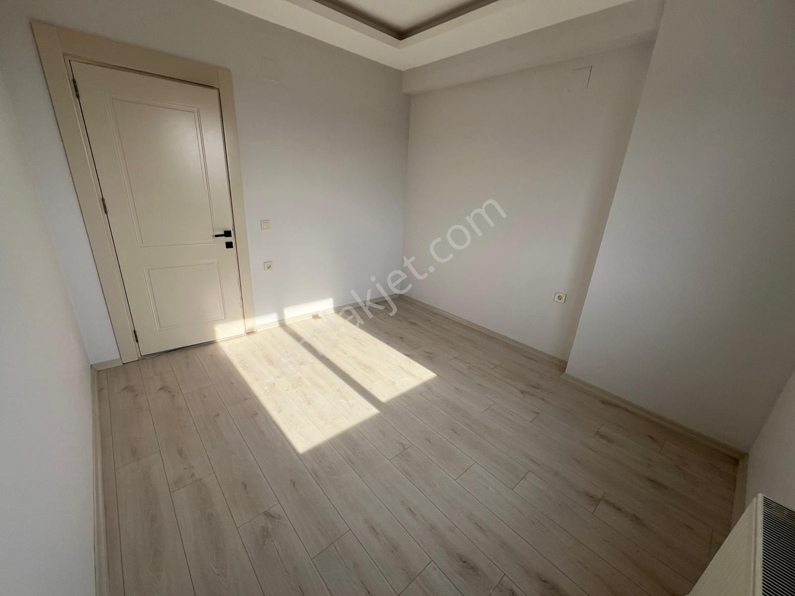 Karınca'dan Eski Mezitli'de D.gazlı 2+1 Satılık Daire !! - Görsel 7