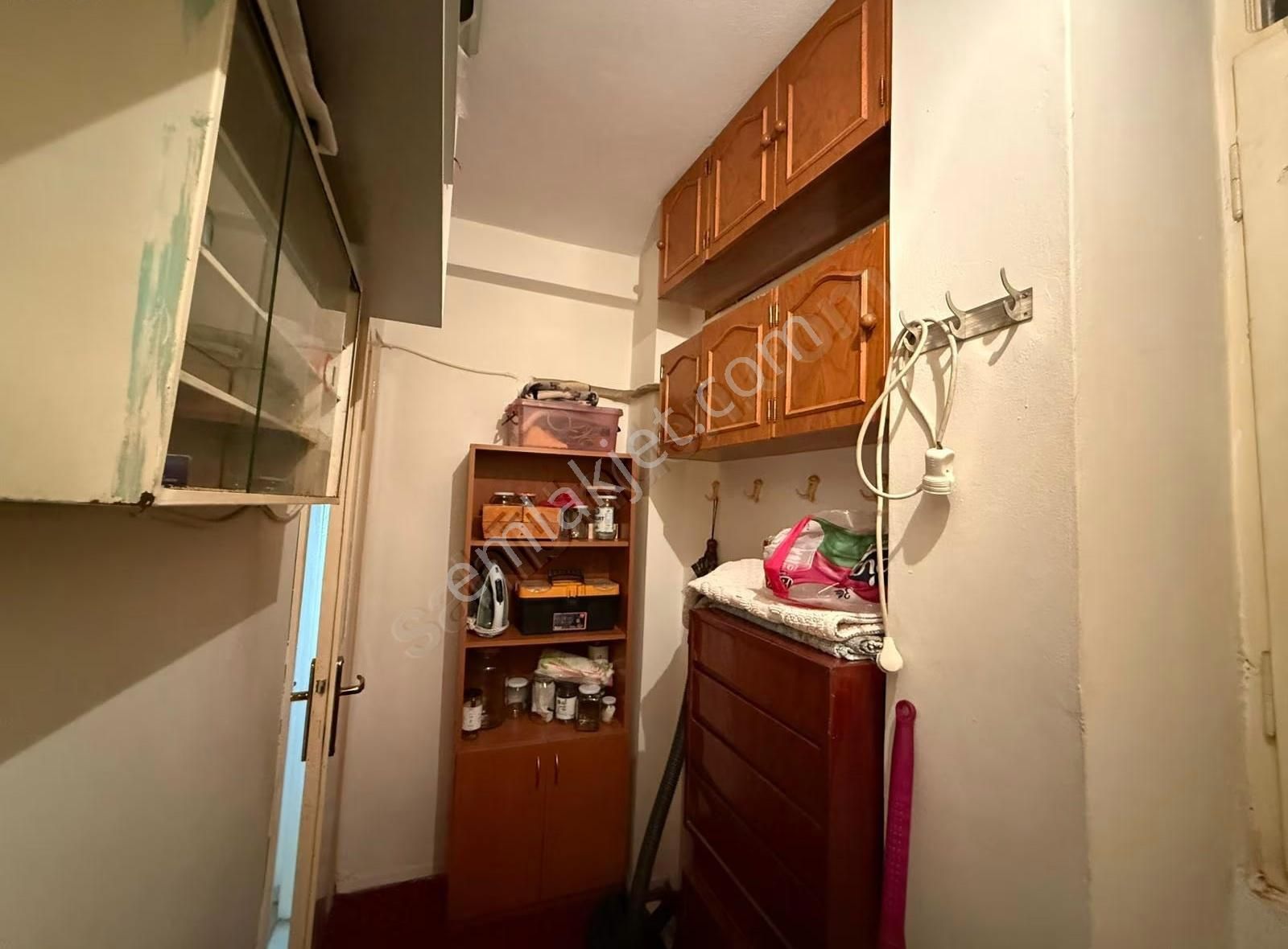 Cumhuriyet Meydanı'nda Deniz Manzaralı Eşyalı 3+1 Kiralık Daire - Görsel 23