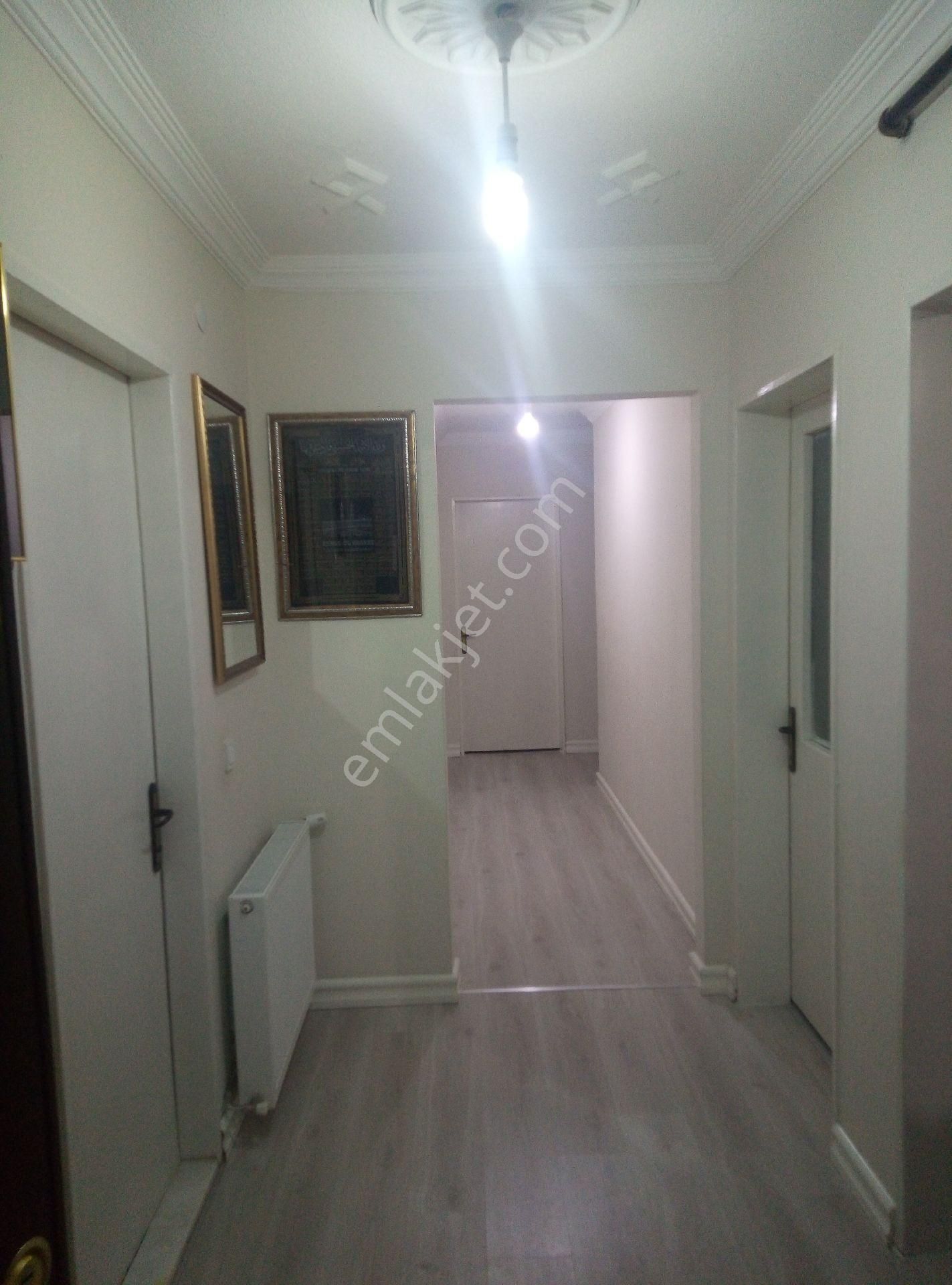 Niğde Bor Toki'de Kaçırılmayacak Acil Satlık 3+1 Ara Kat Daire - Görsel 12