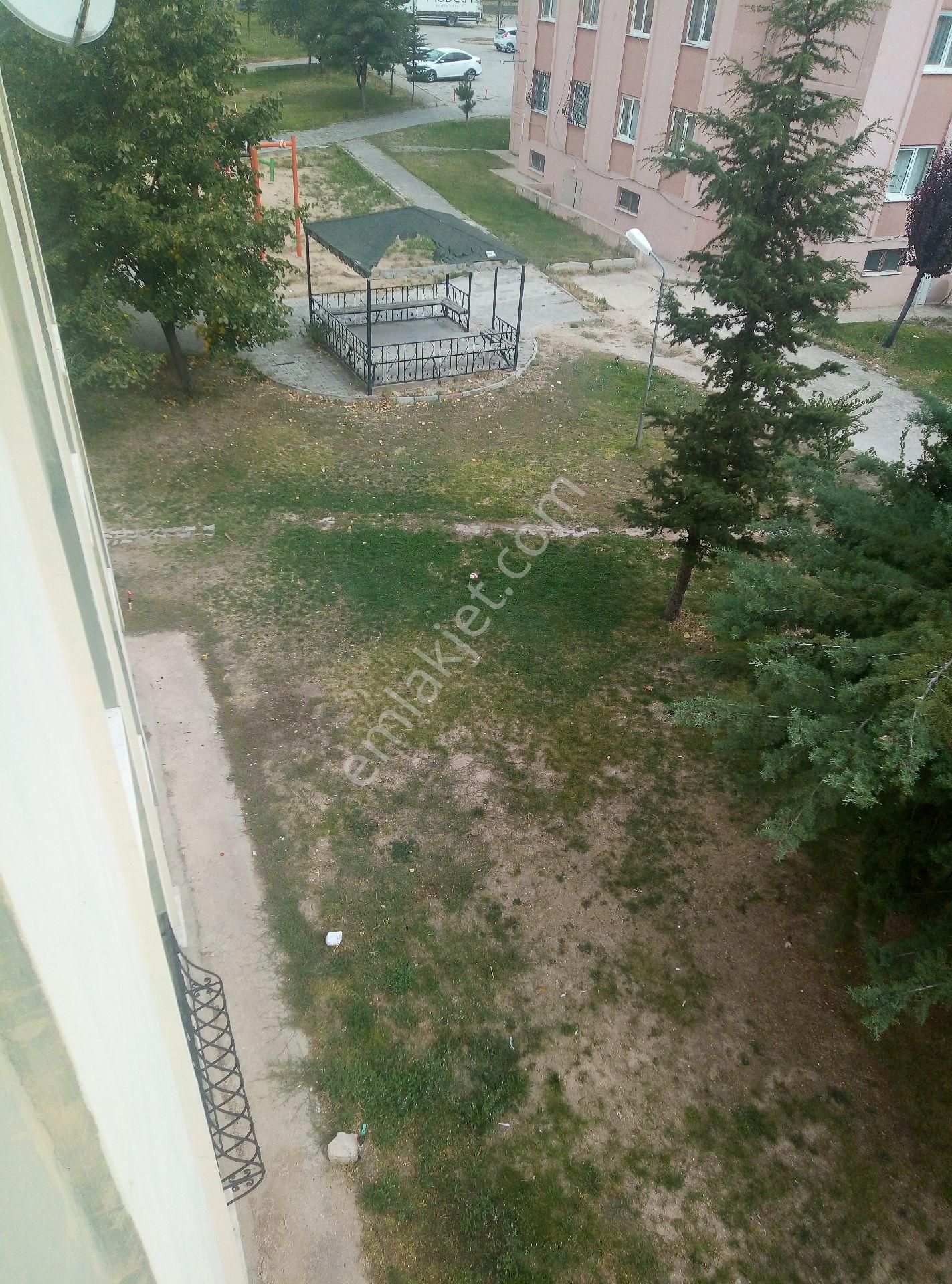 Niğde Bor Toki'de Kaçırılmayacak Acil Satlık 3+1 Ara Kat Daire - Görsel 21