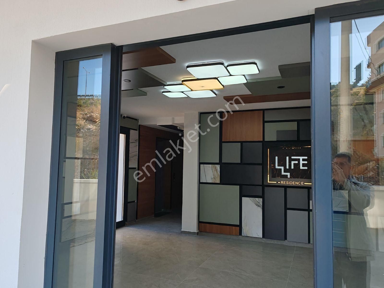 Novuss'dan Güvenlikli Sitede Müstakil Bahçeli Geniş 1+1ev Fırsat - Görsel 11