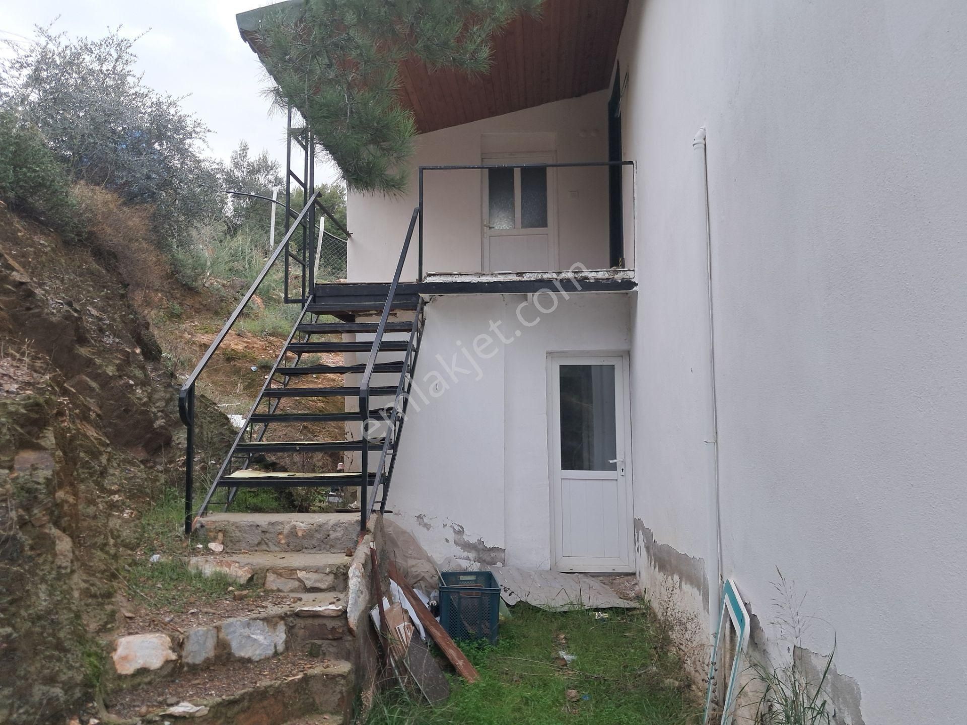 İzmir Torbalı Gold Emlaktan Satılık Bahçeli Çiftlik Evi - Görsel 10