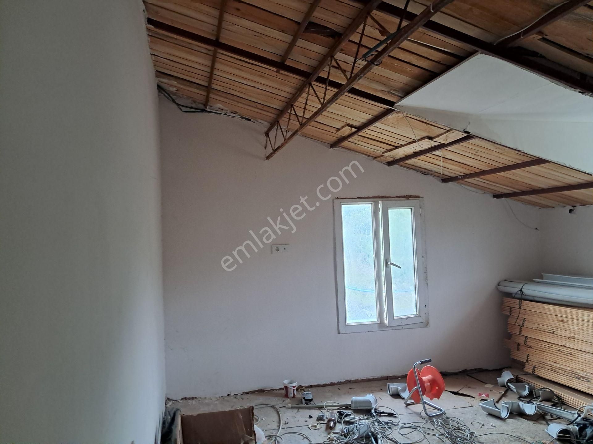 İzmir Torbalı Gold Emlaktan Satılık Bahçeli Çiftlik Evi - Görsel 14