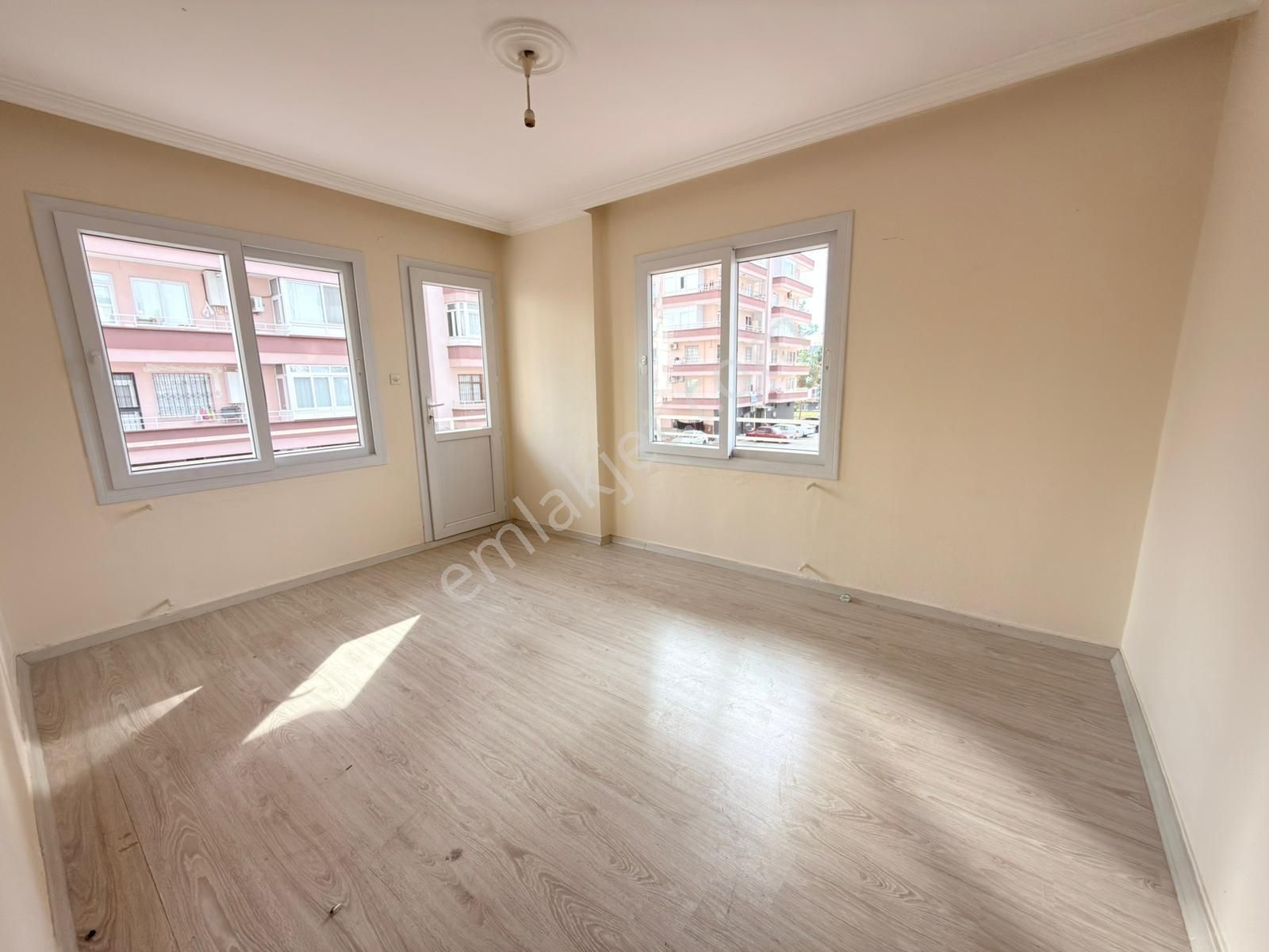 Arve'den Palm City Kavsağında İyi Lokasyonlu 3+1 Daire - Görsel 6