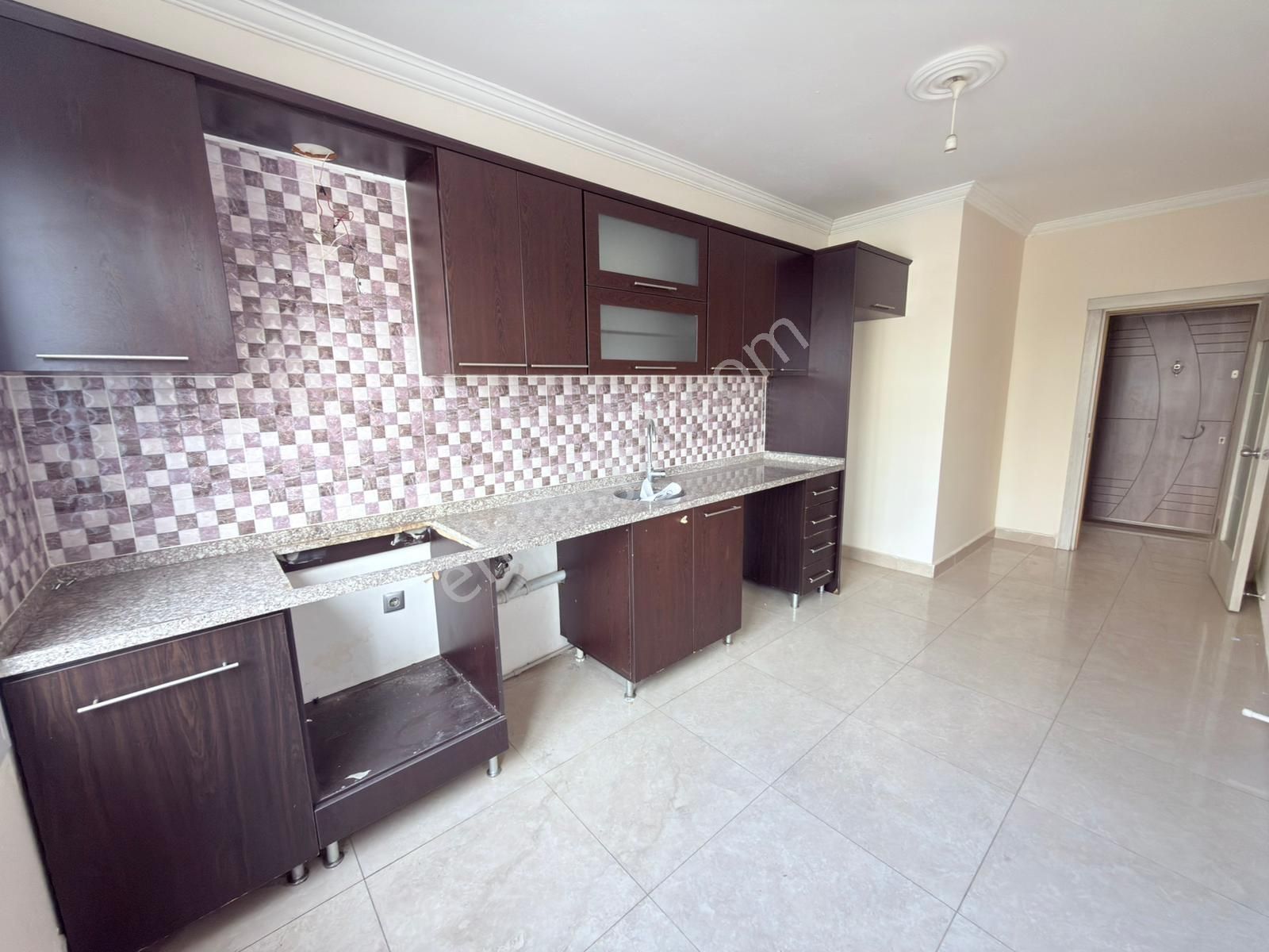 Arve'den Palm City Kavsağında İyi Lokasyonlu 3+1 Daire - Görsel 3