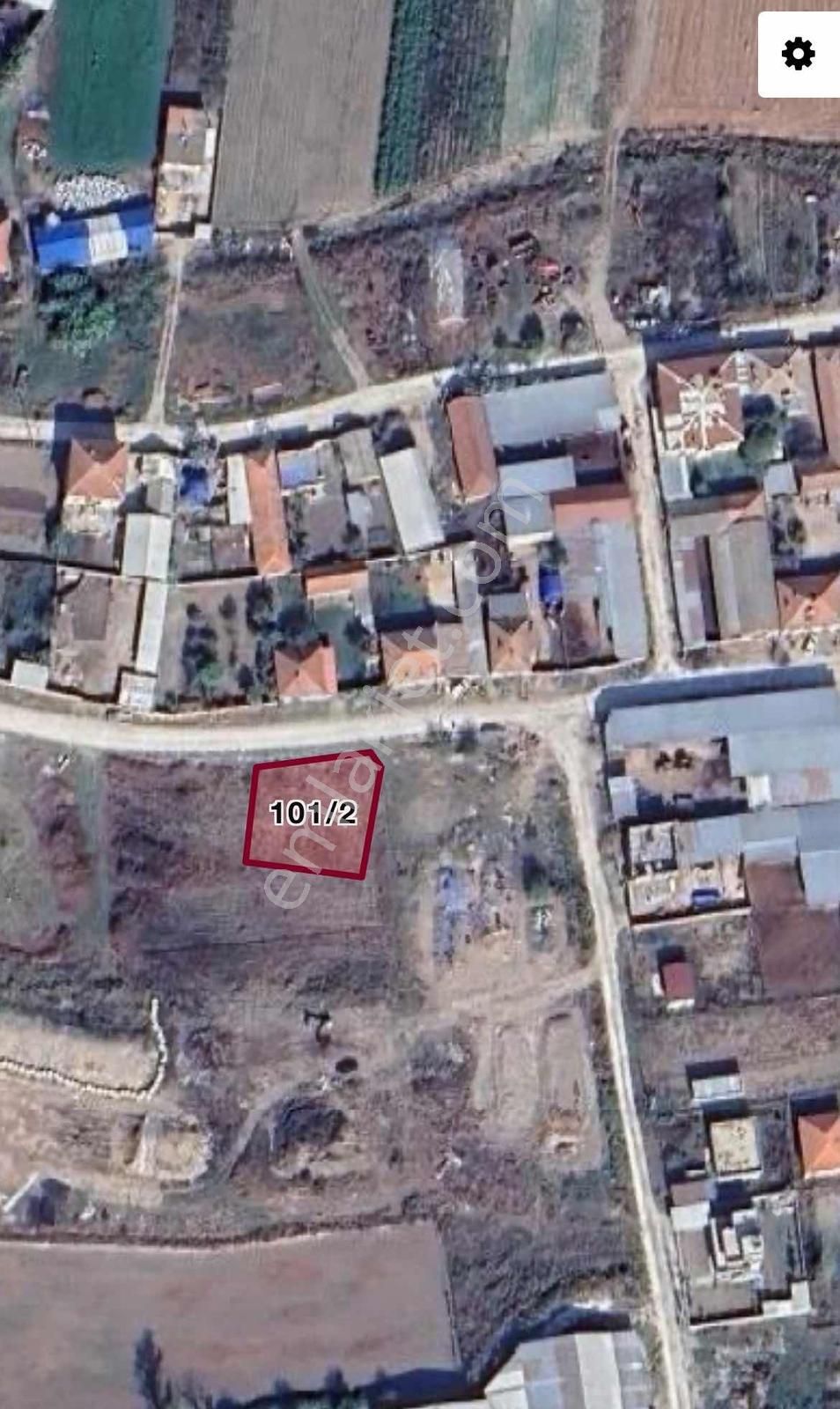 Ersay'dan Satılık Arsa-kumkadı Mh.-595 M²-önü Asfalt