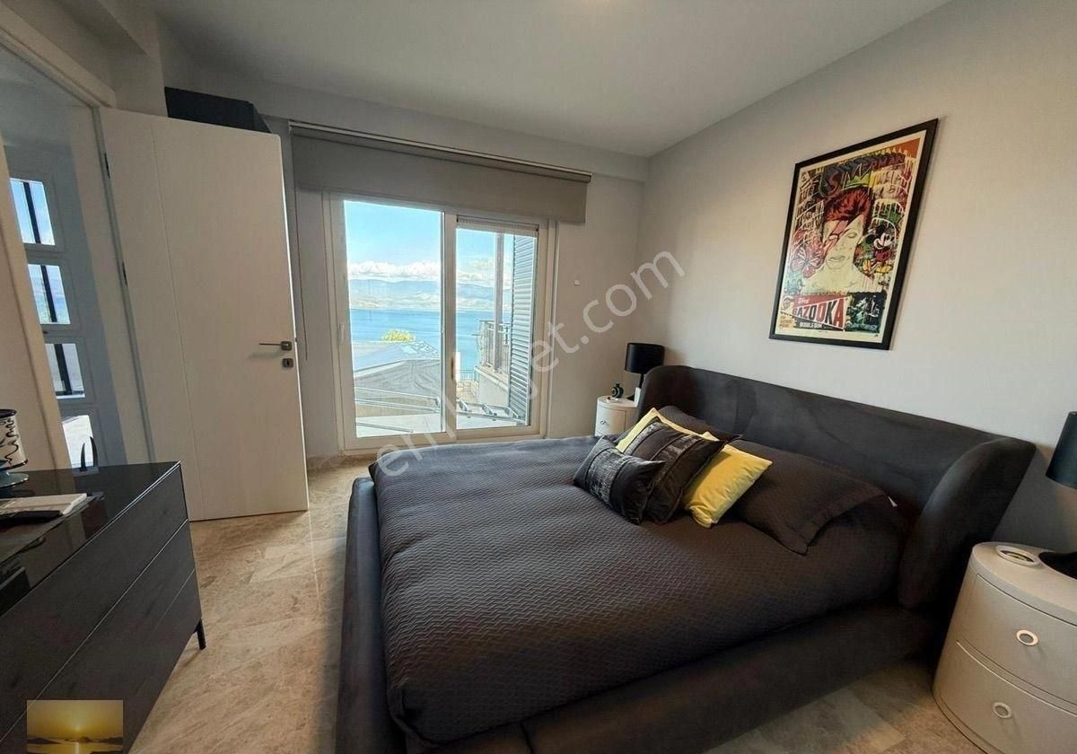 Denize Sıfır Özel Plajlı Sitede Satılık Yeni Ev Full Eşyalı Lüks Villa Bulunmaz Fırsat Özel Havuzlu - Görsel 19