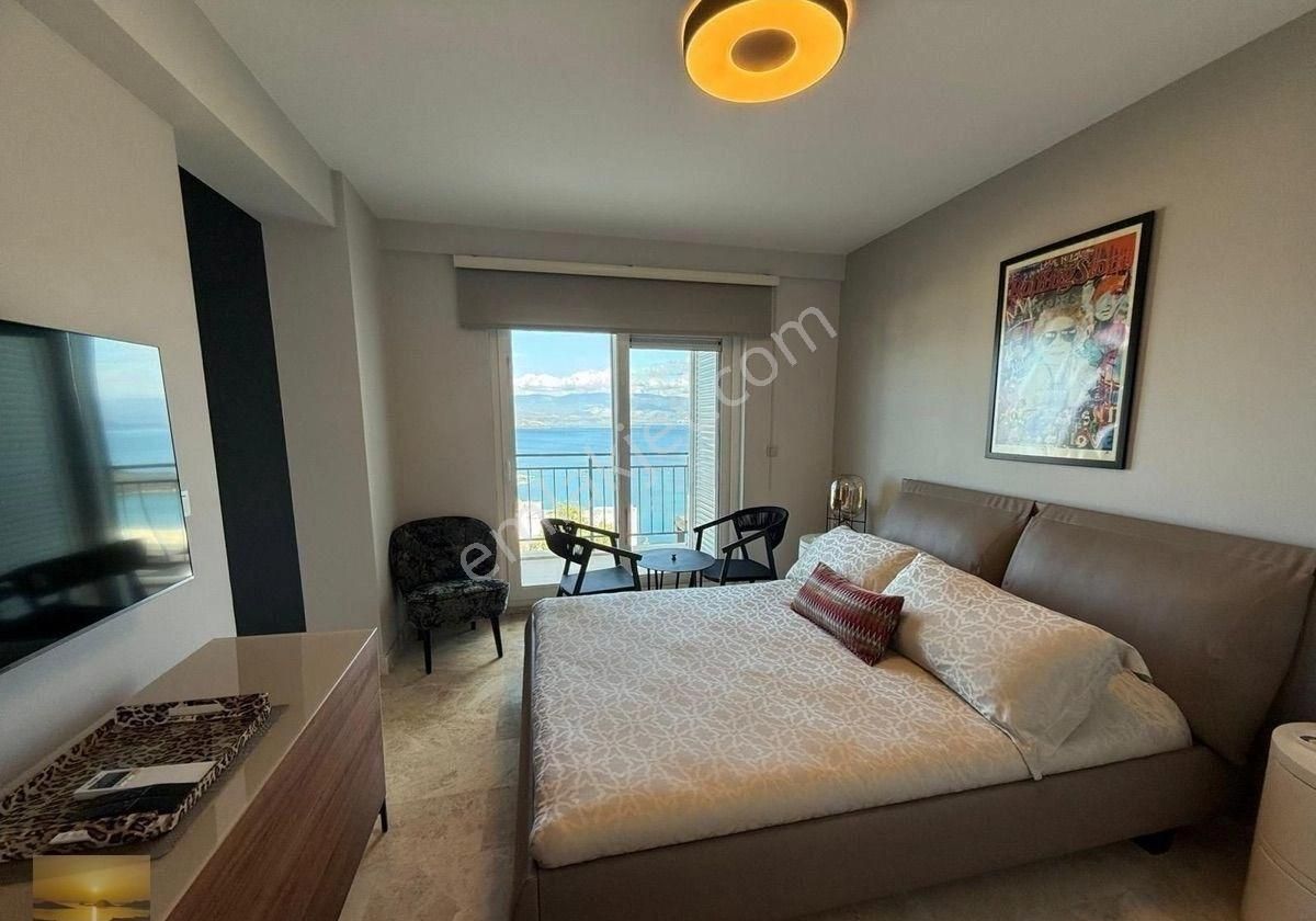 Denize Sıfır Özel Plajlı Sitede Satılık Yeni Ev Full Eşyalı Lüks Villa Bulunmaz Fırsat Özel Havuzlu - Görsel 7