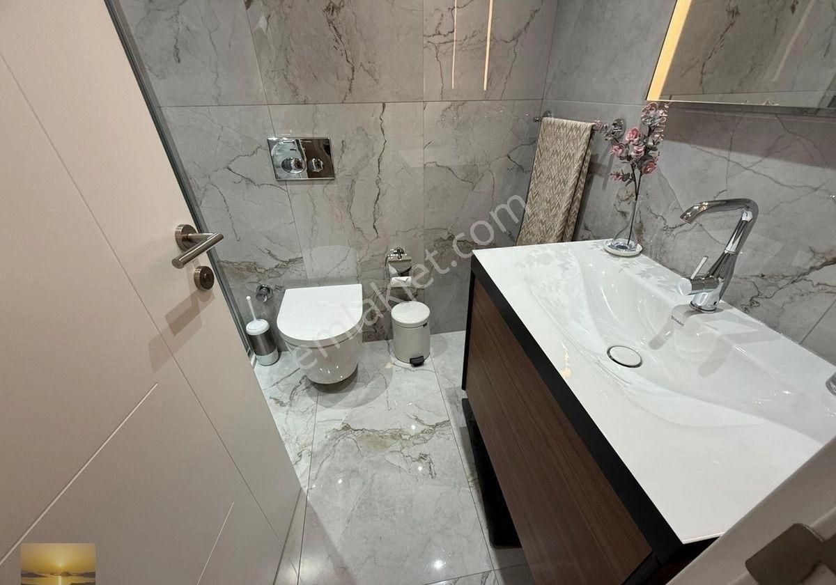 Denize Sıfır Özel Plajlı Sitede Satılık Yeni Ev Full Eşyalı Lüks Villa Bulunmaz Fırsat Özel Havuzlu - Görsel 16