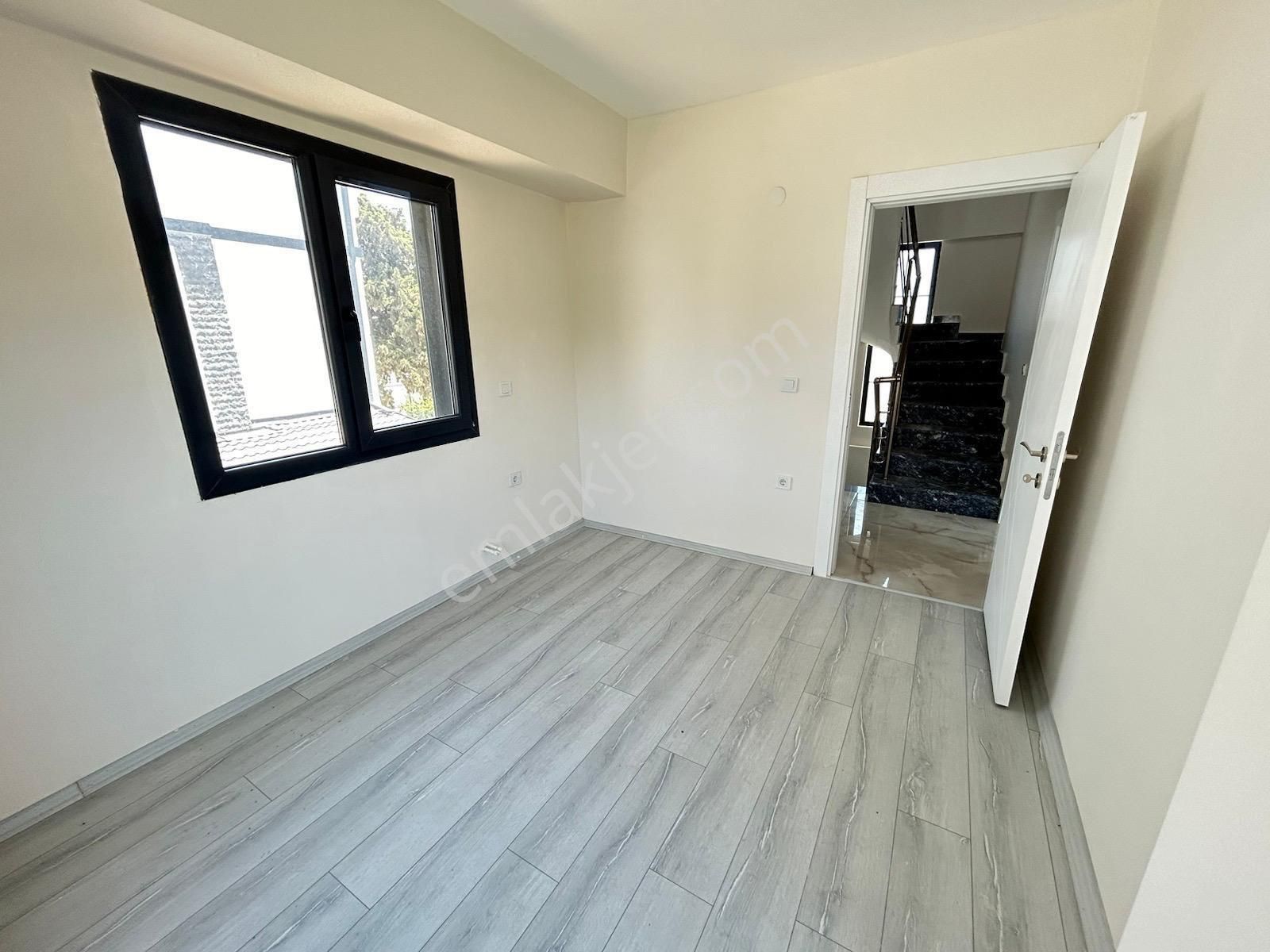 Doğanbey Ürkmezde Geniş Ferah 3+1 Villalar - Görsel 11