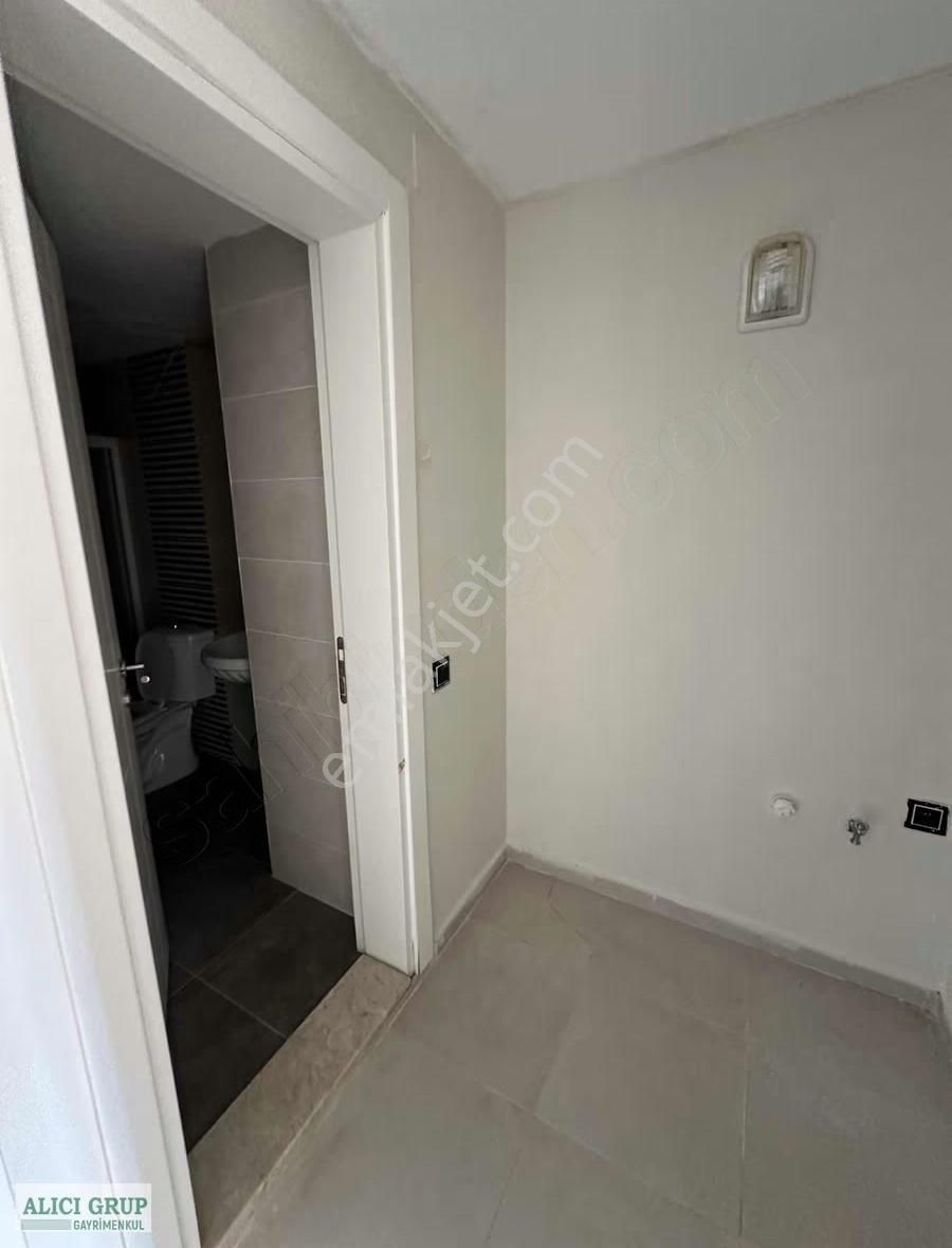 #stad Yakını 1+1 Kapalı Mutfak Kiralık Daire - Görsel 5