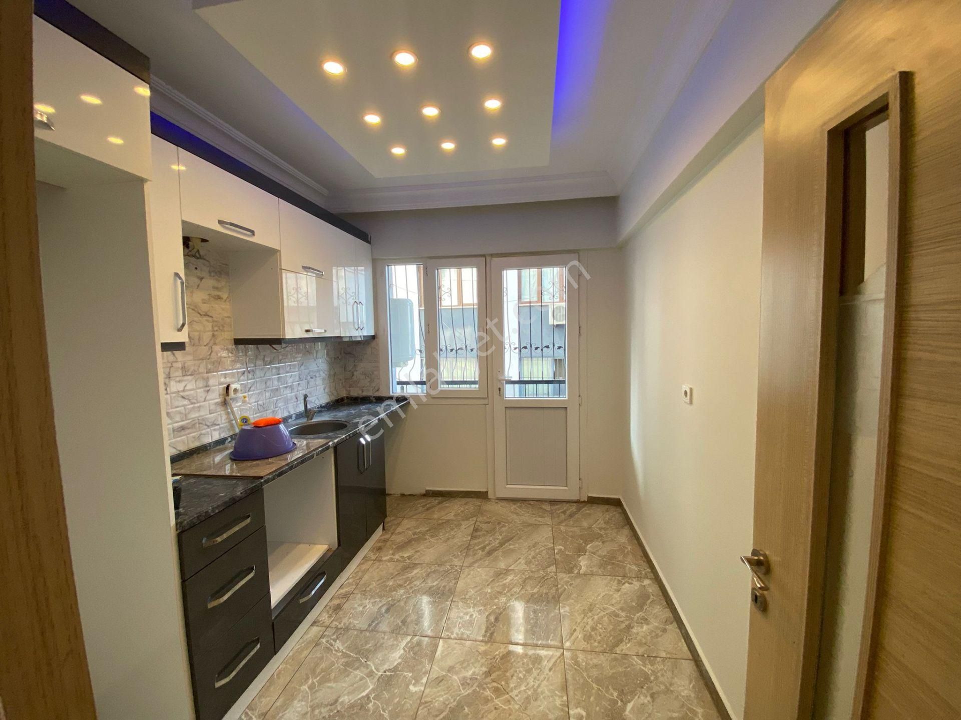 Konak Yavuz Selim Mah.de 2+1 110m2 Ayrı Mutfak Arakat Bakımlı Temiz Kiralık Daire - Görsel 17