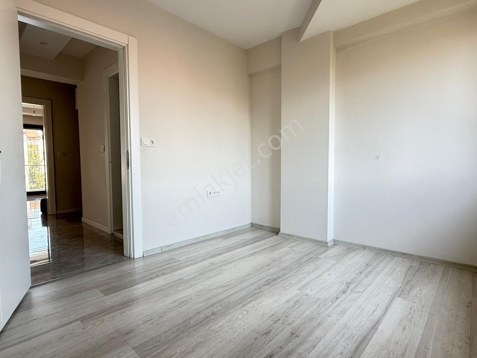 Binyapıdan Feslkanda Sıfır Ayarında Asansörlü Ara Kat Lüks Daire - Görsel 22