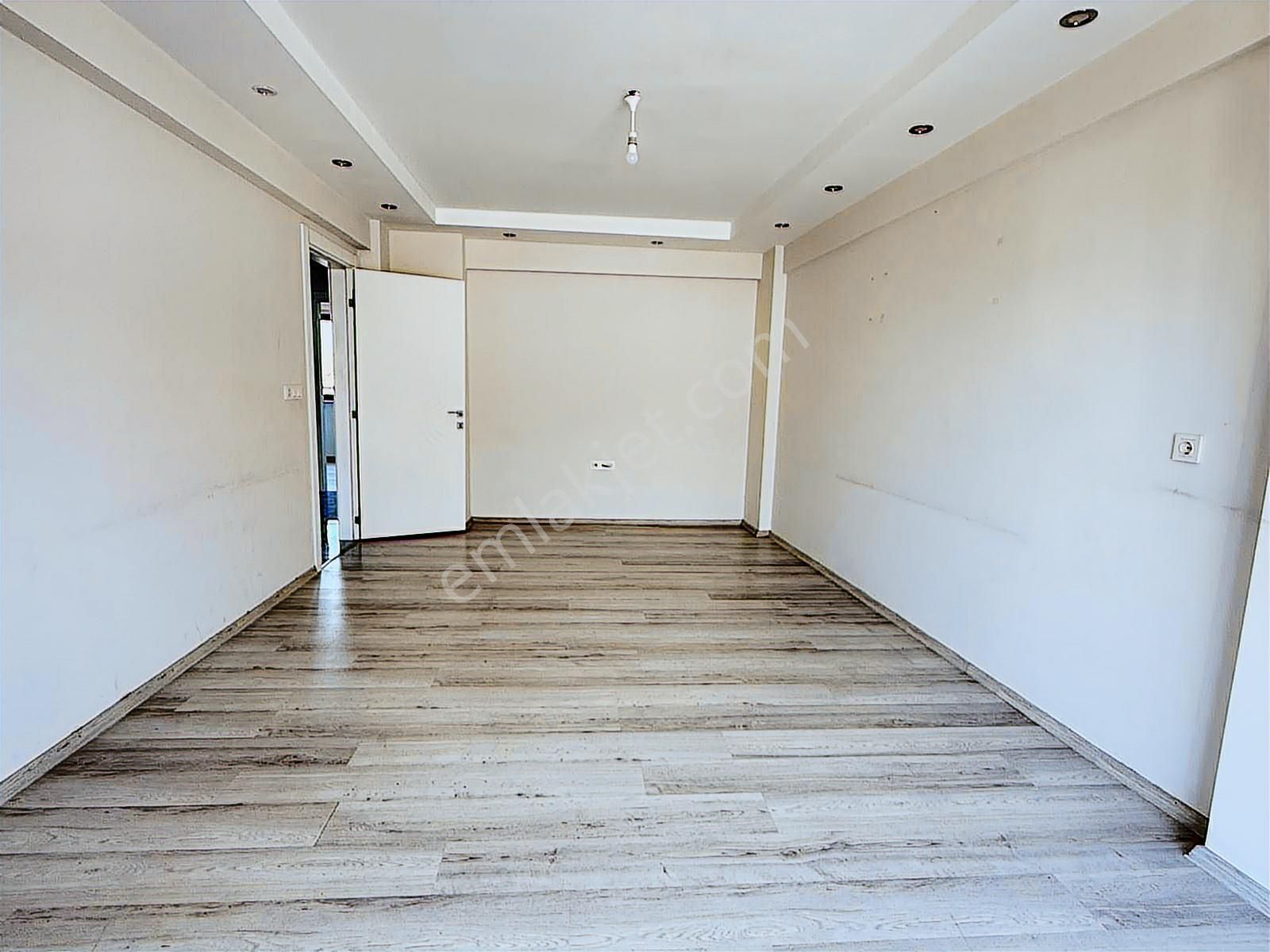 Binyapıdan Feslkanda Sıfır Ayarında Asansörlü Ara Kat Lüks Daire - Görsel 16