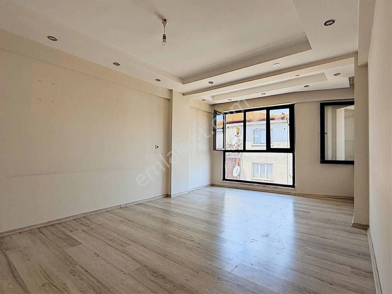 Binyapıdan Feslkanda Sıfır Ayarında Asansörlü Ara Kat Lüks Daire - Görsel 11