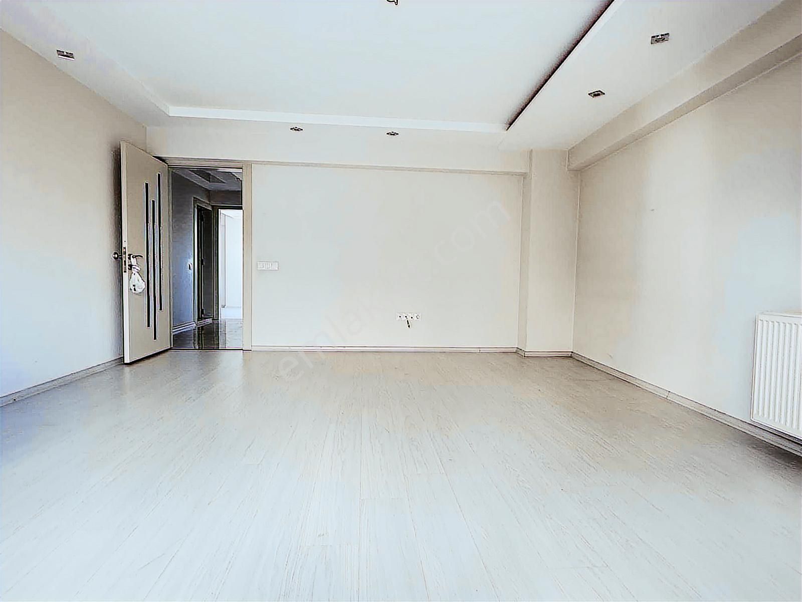 Binyapıdan İstiklal Caddesinde 3+1 Ara Kat Lüks Daire ! - Görsel 6