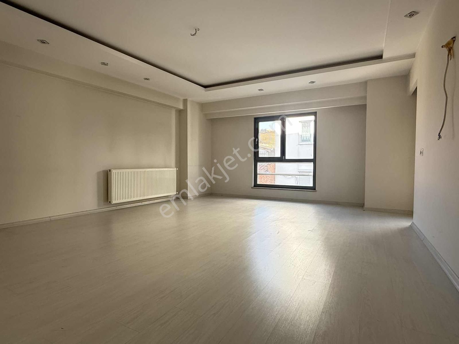 Binyapıdan İstiklal Caddesinde 3+1 Ara Kat Lüks Daire ! - Görsel 7