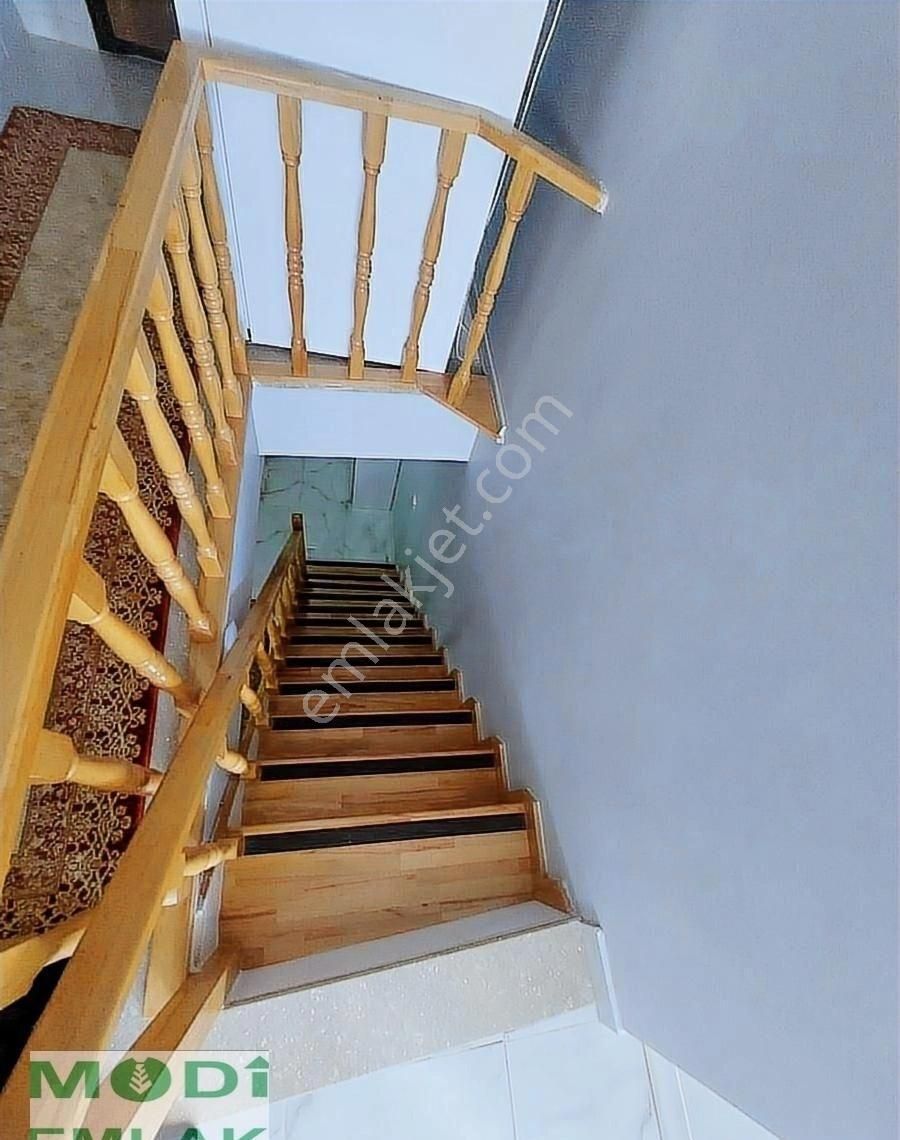 Fıstıkağacı Kapalı Otoparklı Asansörlü Satılık Dubleks 7+2 - Görsel 23