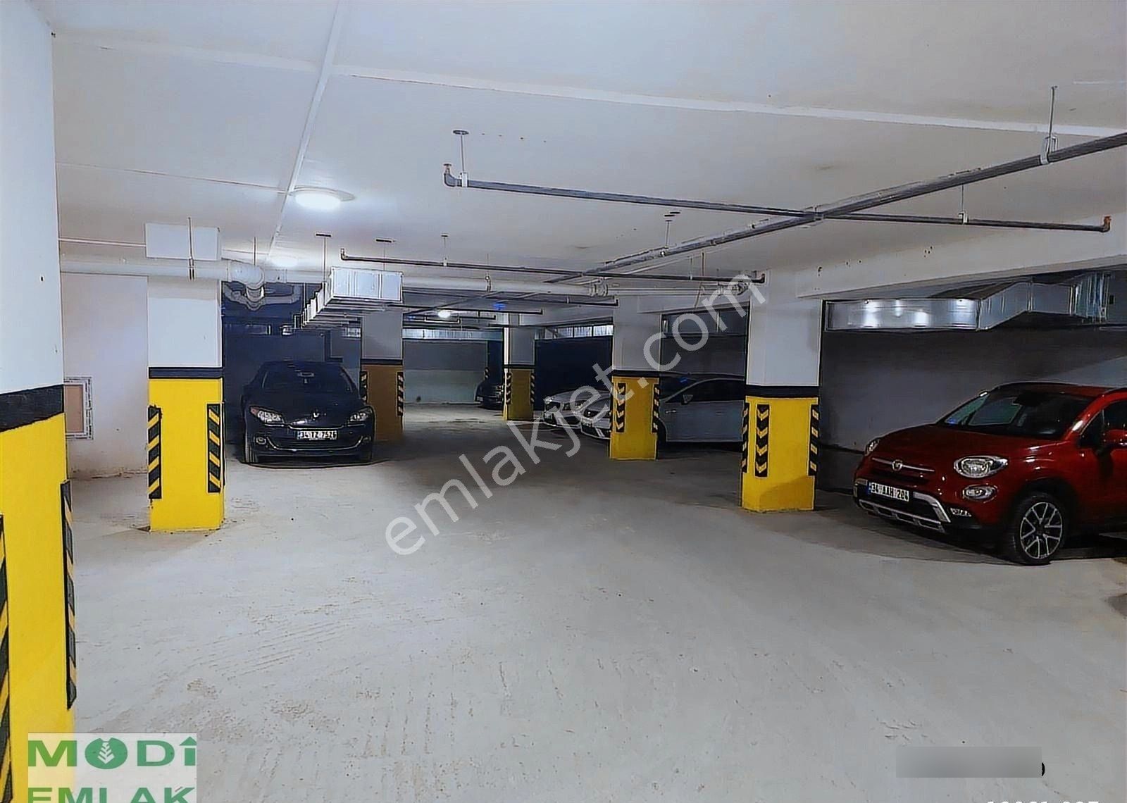 Fıstıkağacı Kapalı Otoparklı Asansörlü Satılık Dubleks 7+2 - Görsel 2