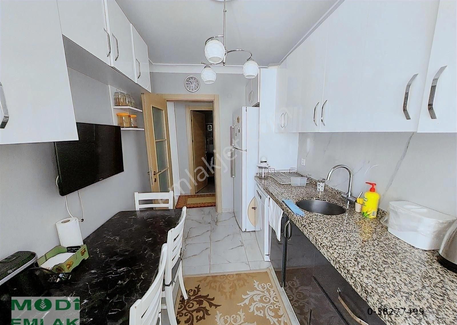 Fıstıkağacı Kapalı Otoparklı Asansörlü Satılık Dubleks 7+2 - Görsel 11