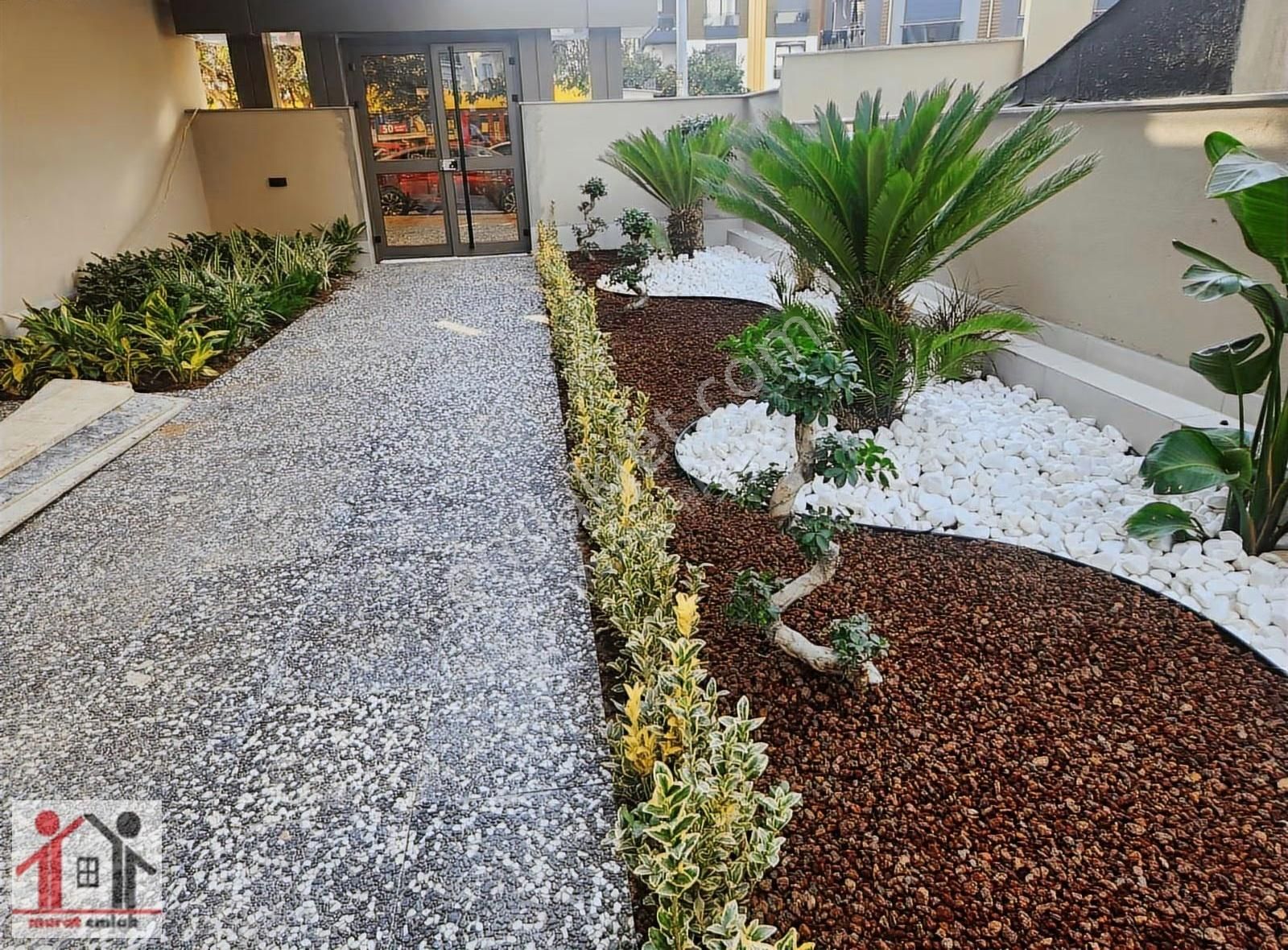 Köşebinada Denize Yakın Katda Çok Geniş 1+1 Kaliteli Lüx - Görsel 8