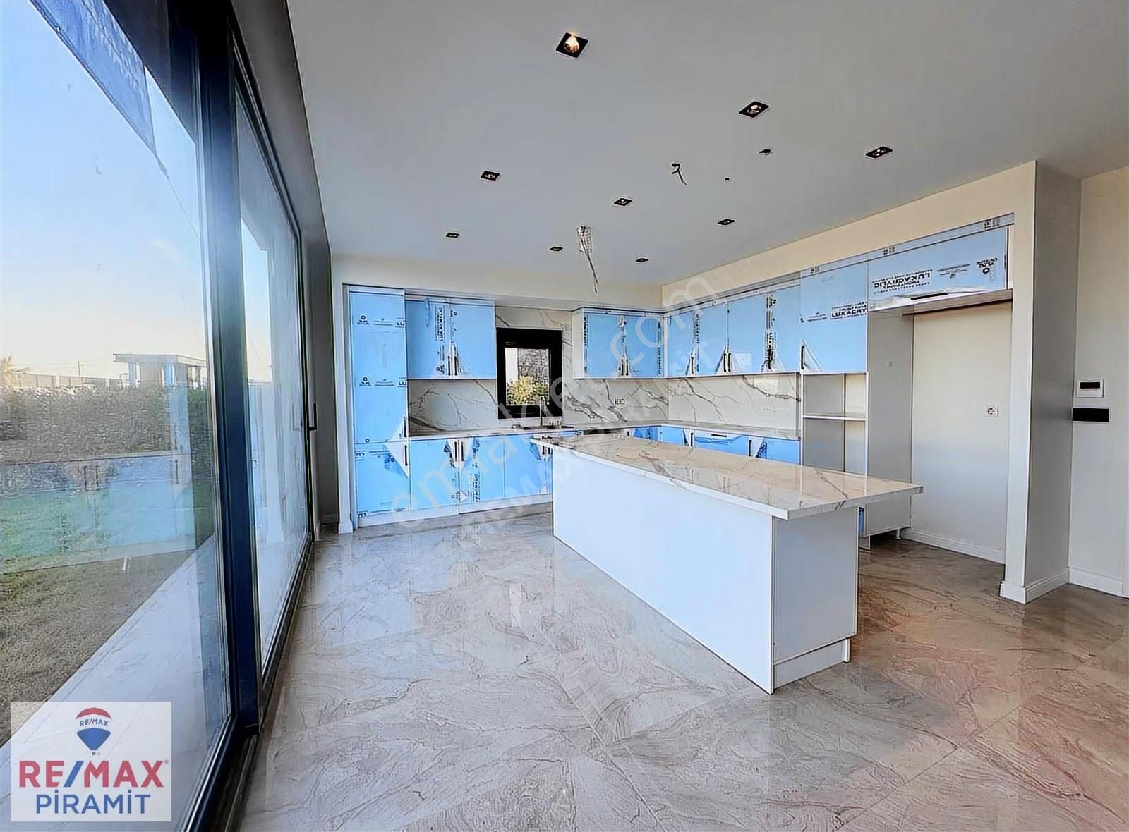 Tuzla Tepeörende Prestıjlı Sıtede 6+1 Lüks Vılla Genış Bahçe - Görsel 7