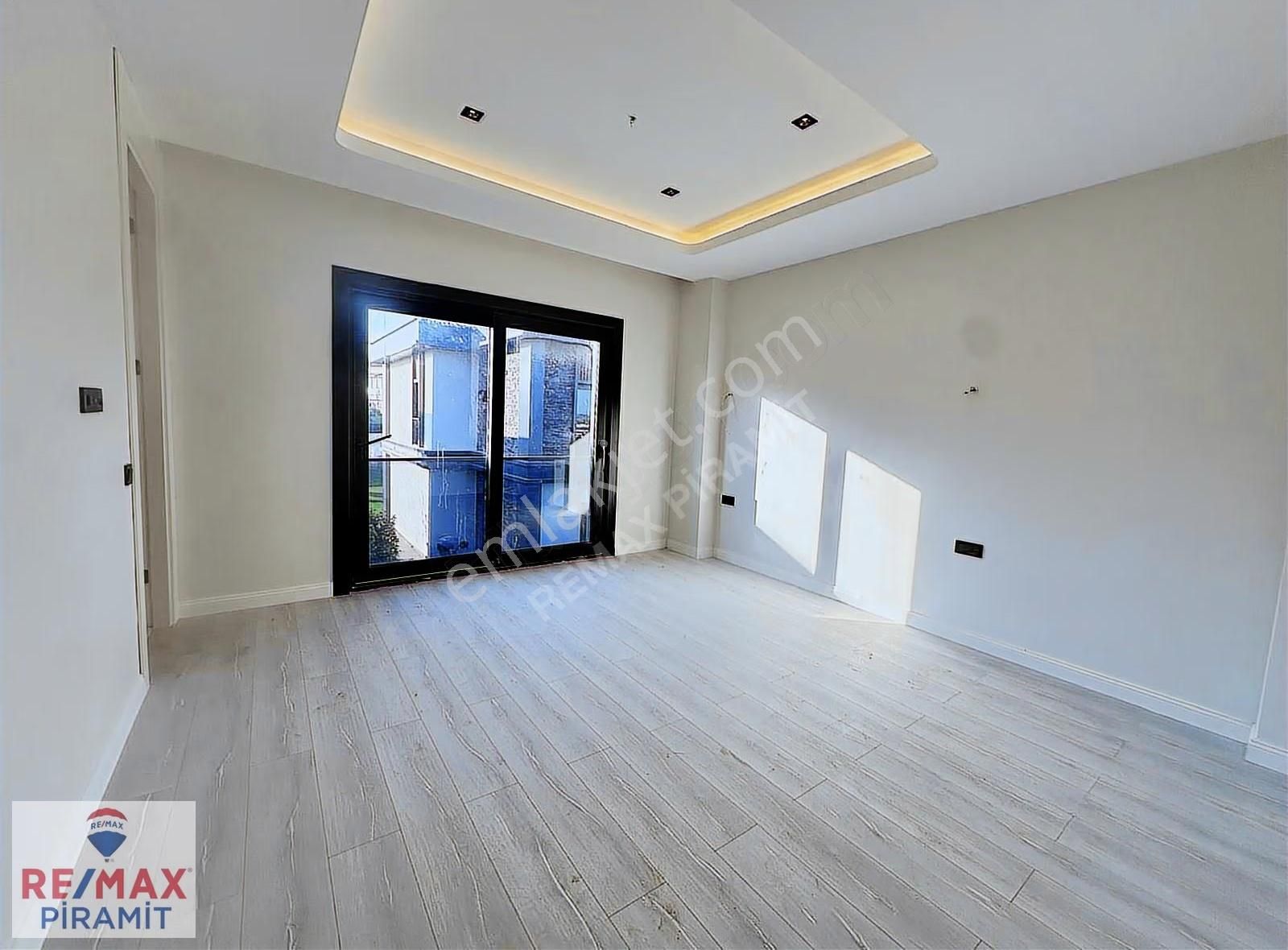 Tuzla Tepeörende Prestıjlı Sıtede 6+1 Lüks Vılla Genış Bahçe - Görsel 13