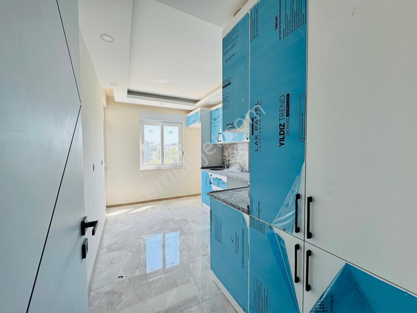 Aydoğmuşta Ulaşım Yakını İskanlı Asansörlü Ara Kat 2+1 - Görsel 2