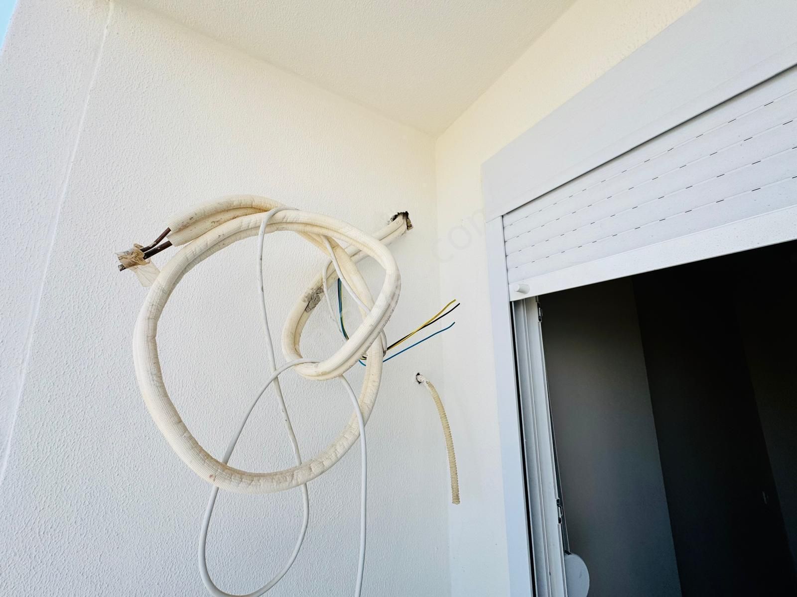 Aydoğmuşta Ulaşım Yakını İskanlı Asansörlü Ara Kat 2+1 - Görsel 22