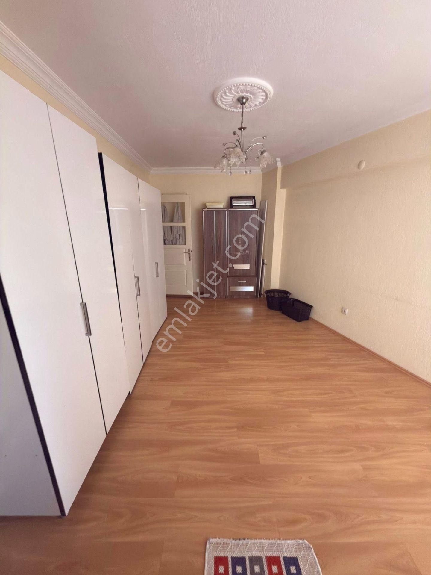 Nazilli🏡emlaktan-satılık Hürriyet Caddesinde 2+1 Ayrı Mutfak Daire - Görsel 5