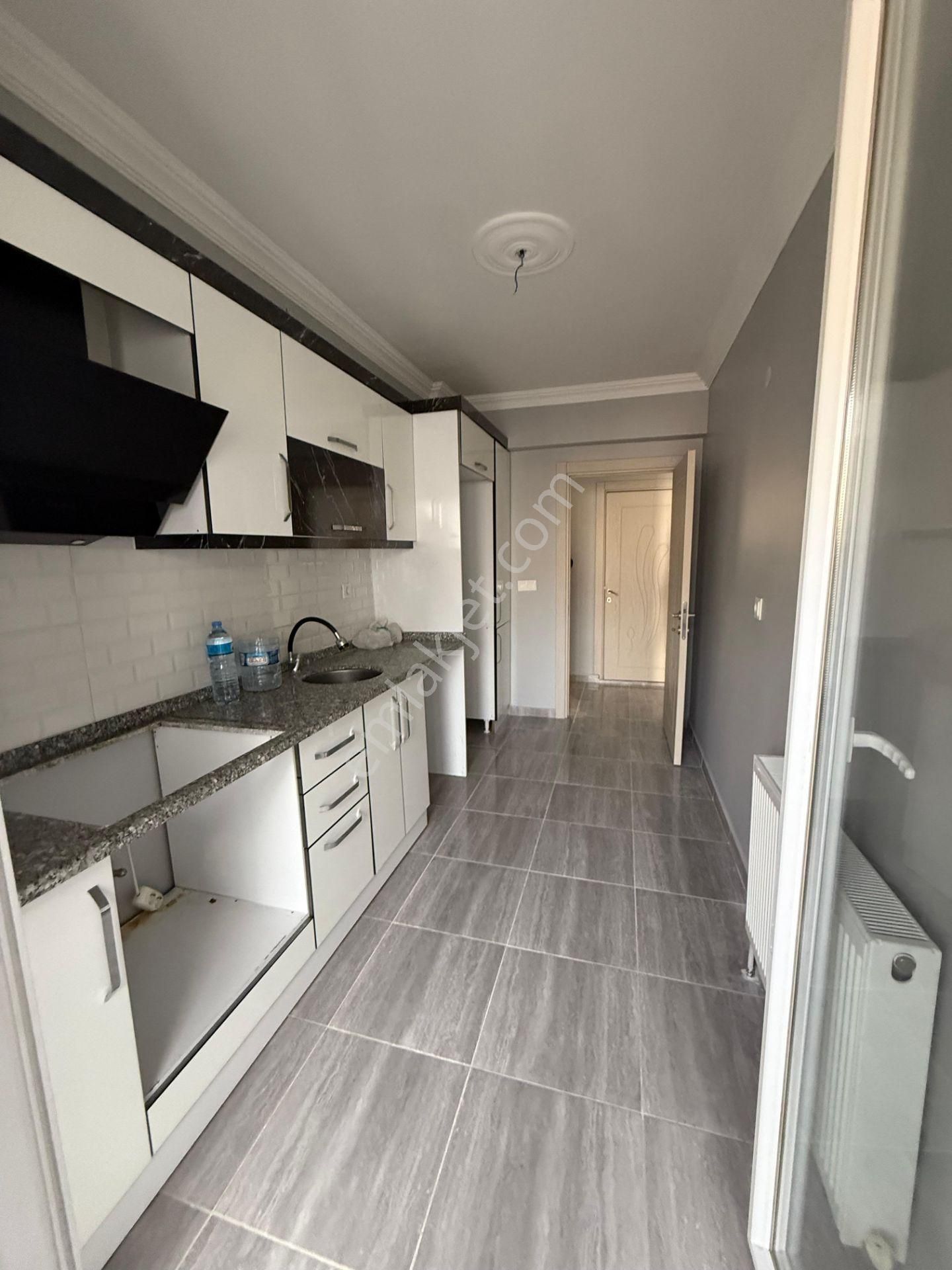 Şeyh Sinan Mahallesinde 4 Yıllık 2+1 Fırsat Daire - Görsel 8