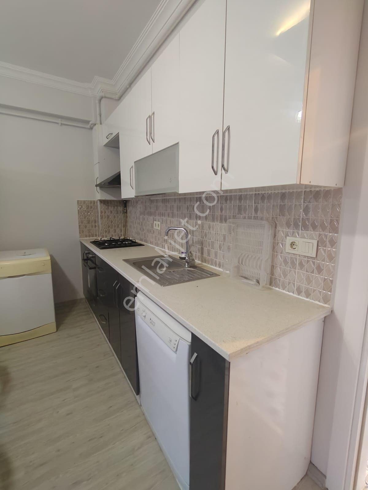 Muradiye Mahallesi Karali Bölgesi Site İçi 🏡 ✅1+1 60 M2 3 Katlının Yüksek Zemini - Görsel 7