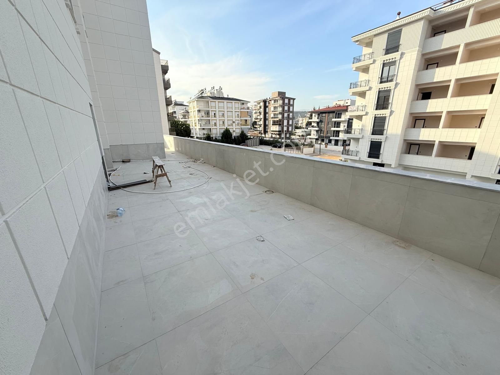 Havuzlu Site İçi Ulaşıma Yakın Pazar Market Yanı 2+1 - Görsel 22