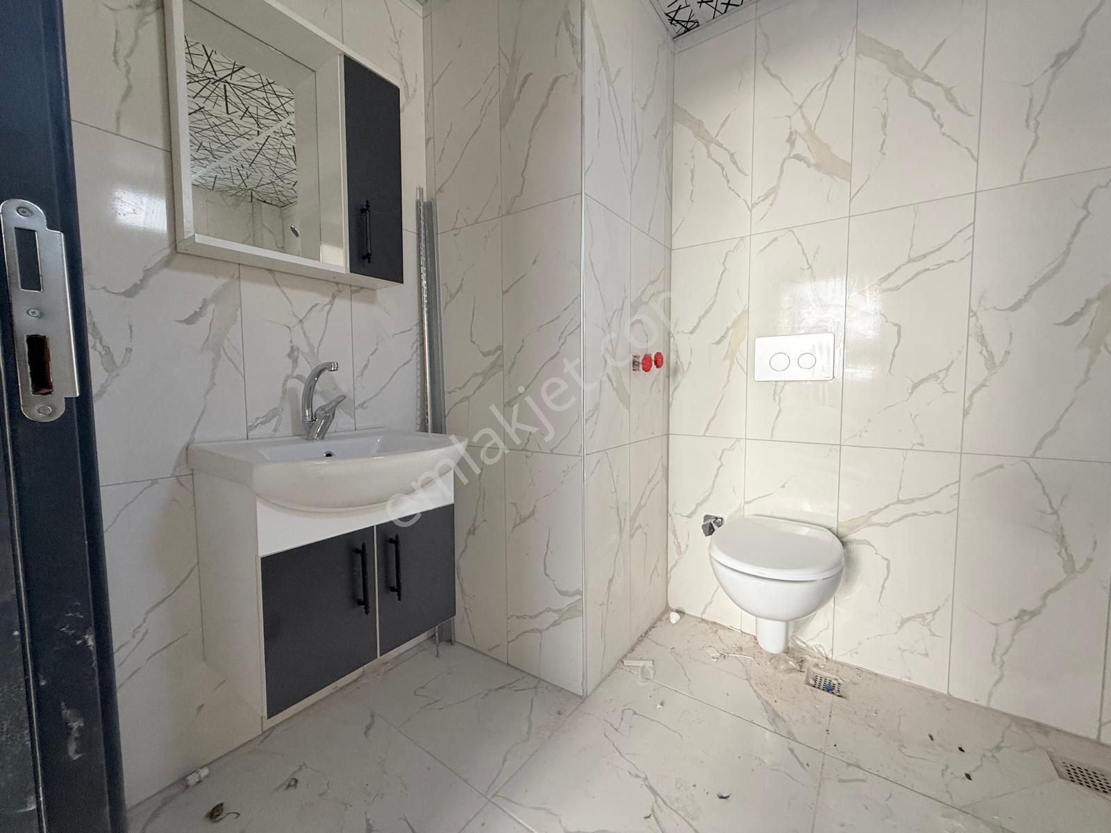 Havuzlu Site İçi Ulaşıma Yakın Pazar Market Yanı 2+1 - Görsel 16