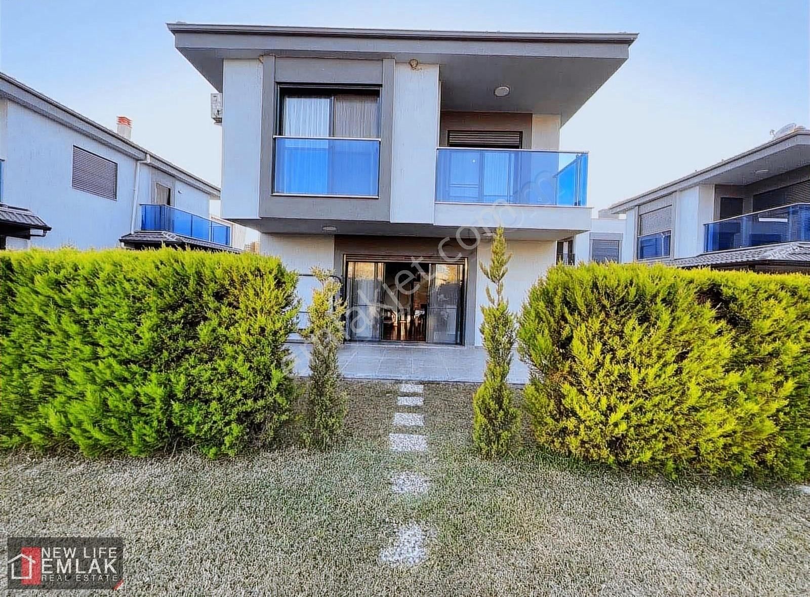 Kuşadası Karaovada Site İçinde Satılık Tek Müstakil Villa - Görsel 33