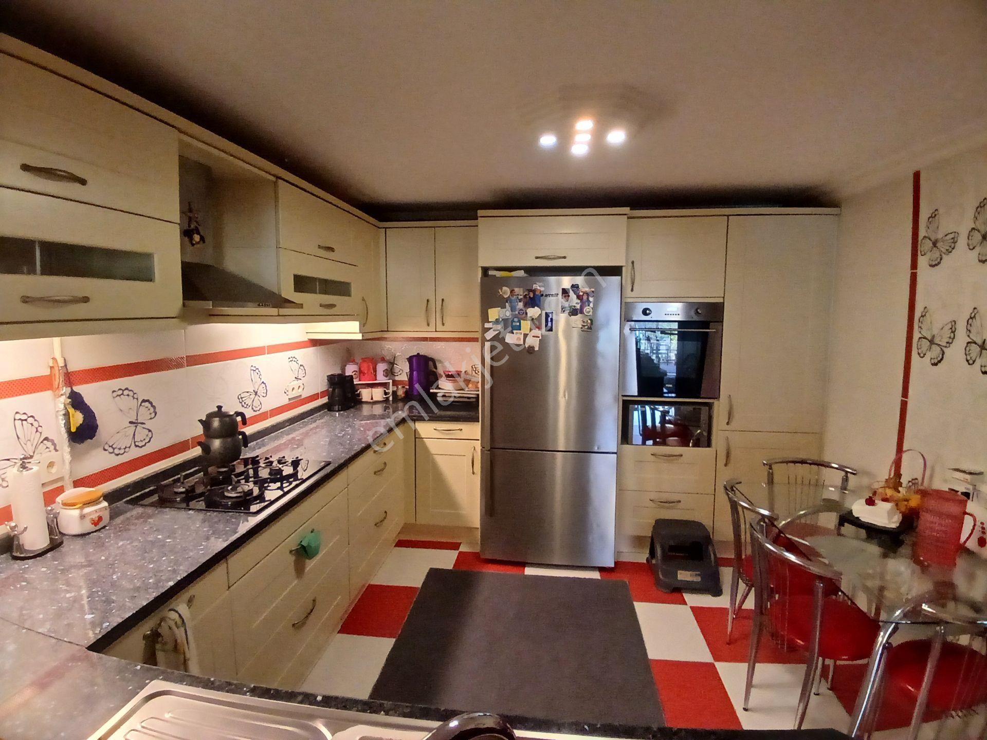 Polat Emlak..elit Sitede Havuz Başında Satılık Köşe Vila - Görsel 9