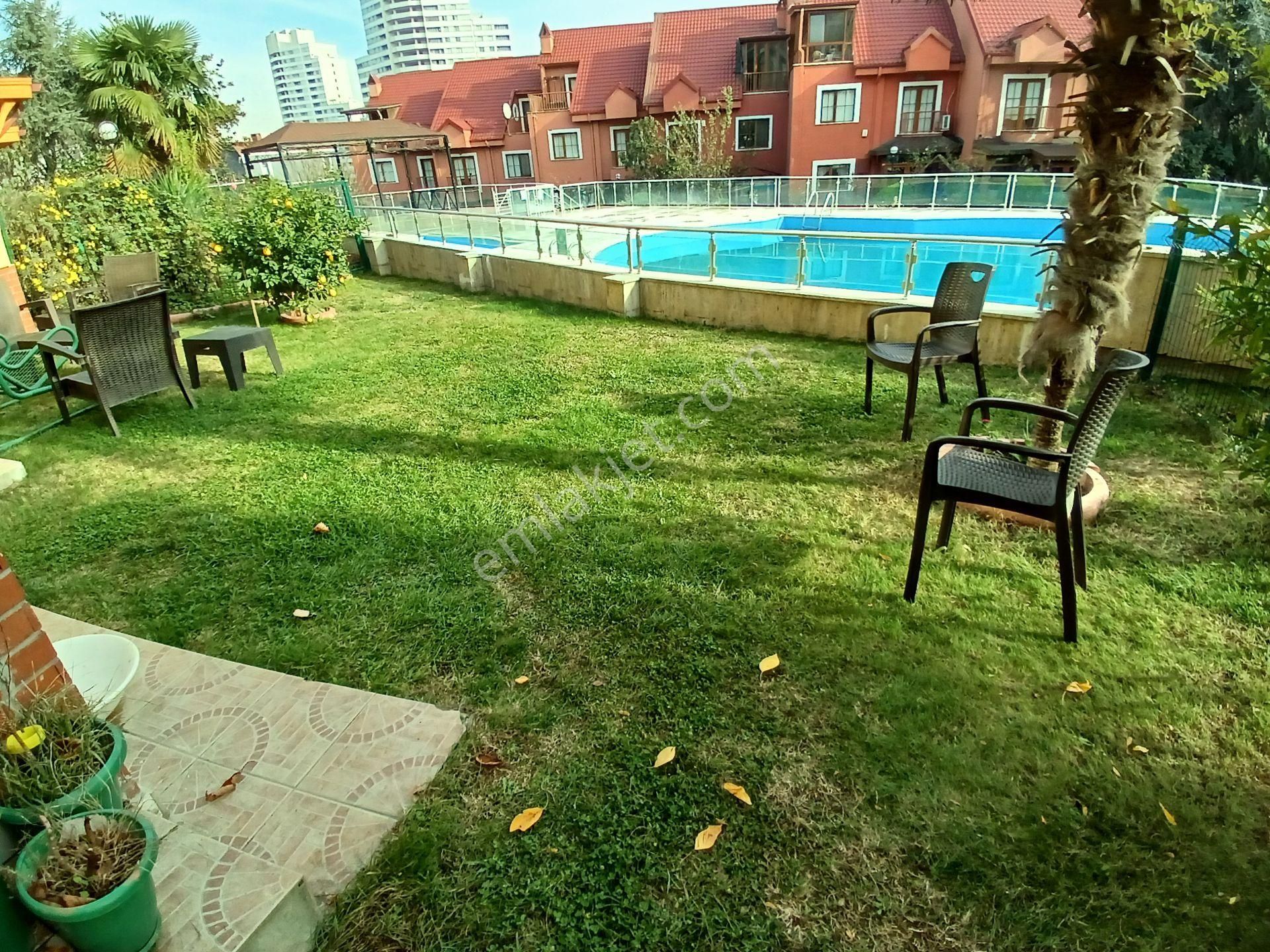 Polat Emlak..elit Sitede Havuz Başında Satılık Köşe Vila - Görsel 3