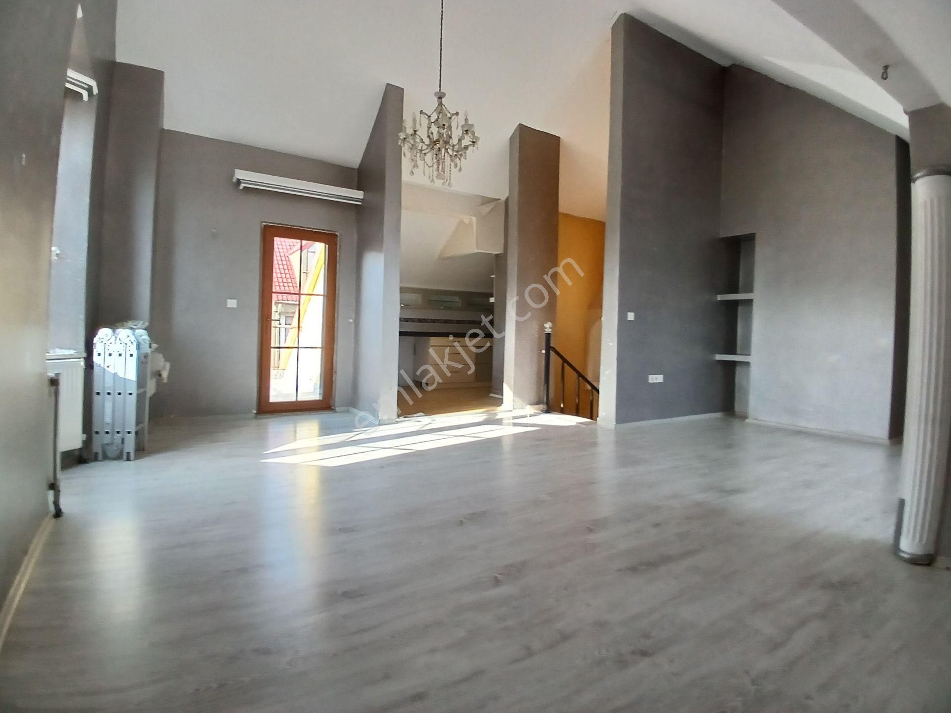 Polat Emlak..elit Sitede Havuz Başında Satılık Köşe Vila - Görsel 28